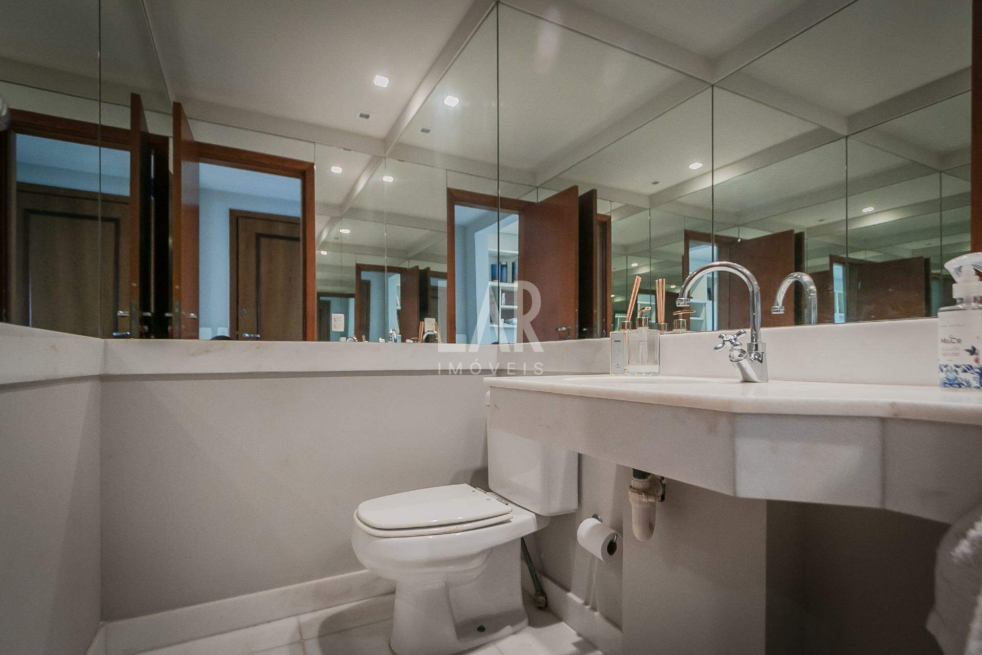 Apartamento de 4 quartos à venda, Belvedere, Belo Horizonte - MG