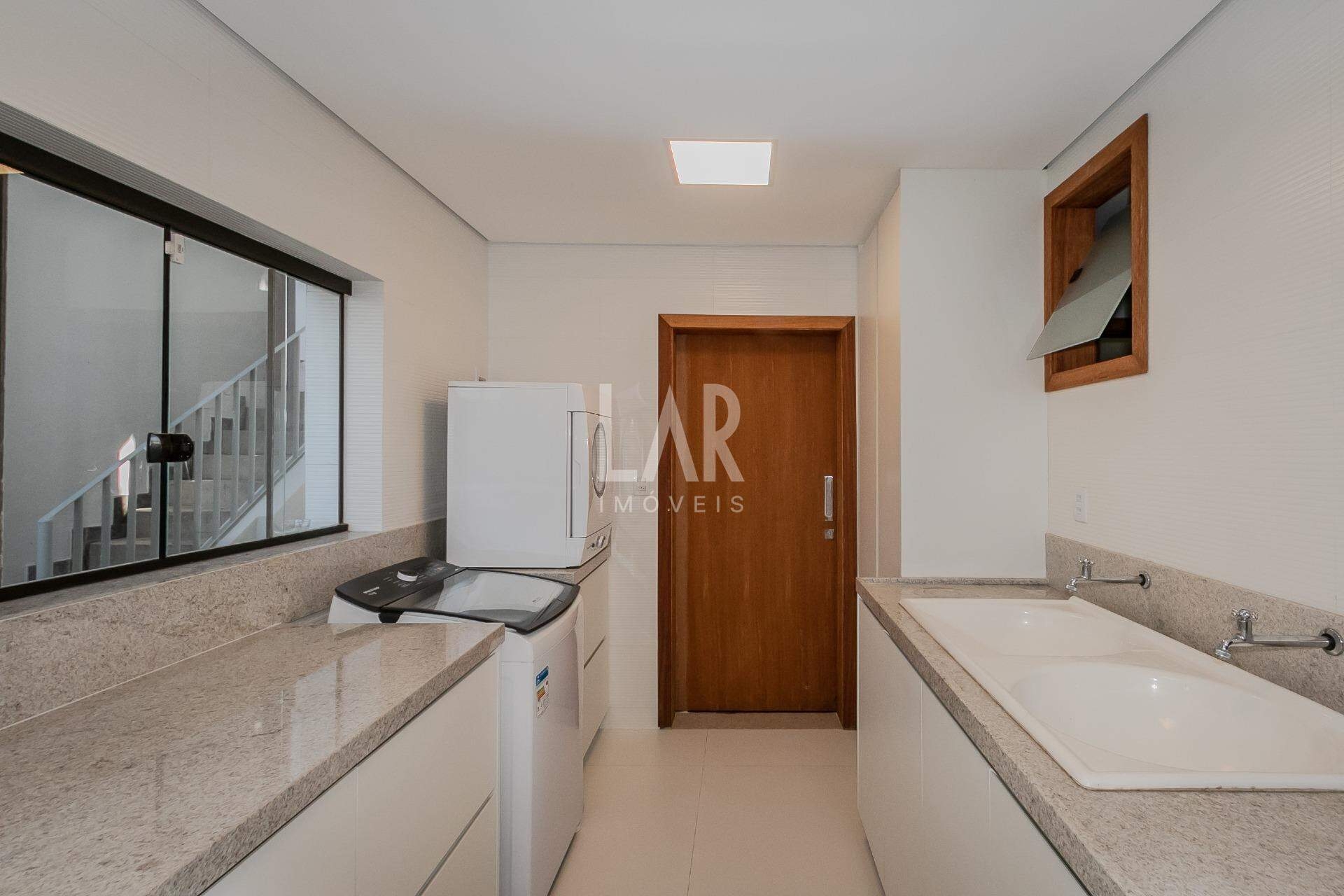 Casa de 5 quartos à venda, São Bento, Belo Horizonte - MG