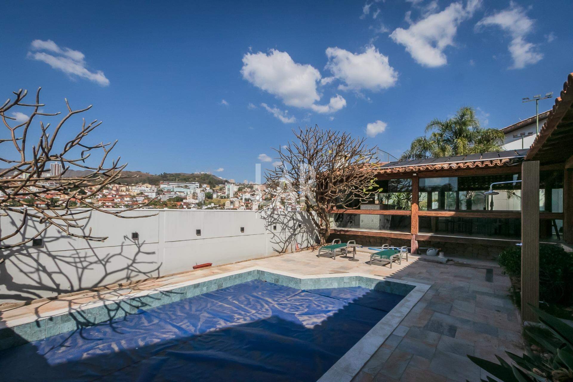 Casa de 5 quartos à venda, São Bento, Belo Horizonte - MG
