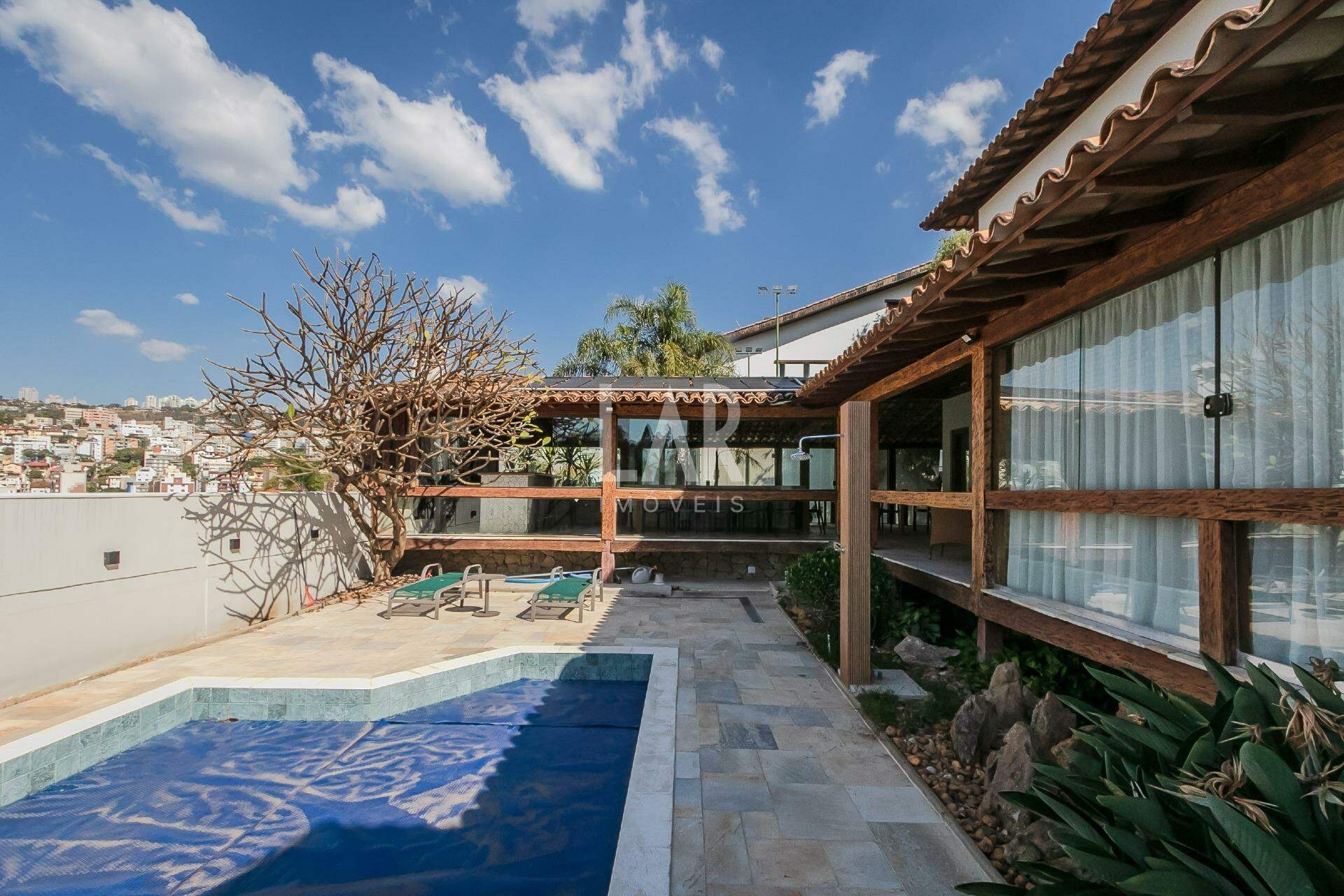 Casa de 5 quartos à venda, São Bento, Belo Horizonte - MG