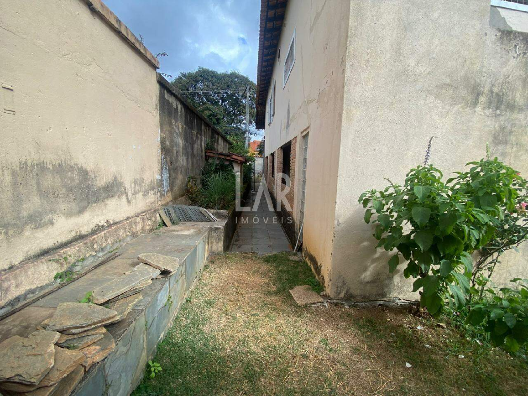 Casa de 4 quartos à venda, Camargos, Belo Horizonte - MG