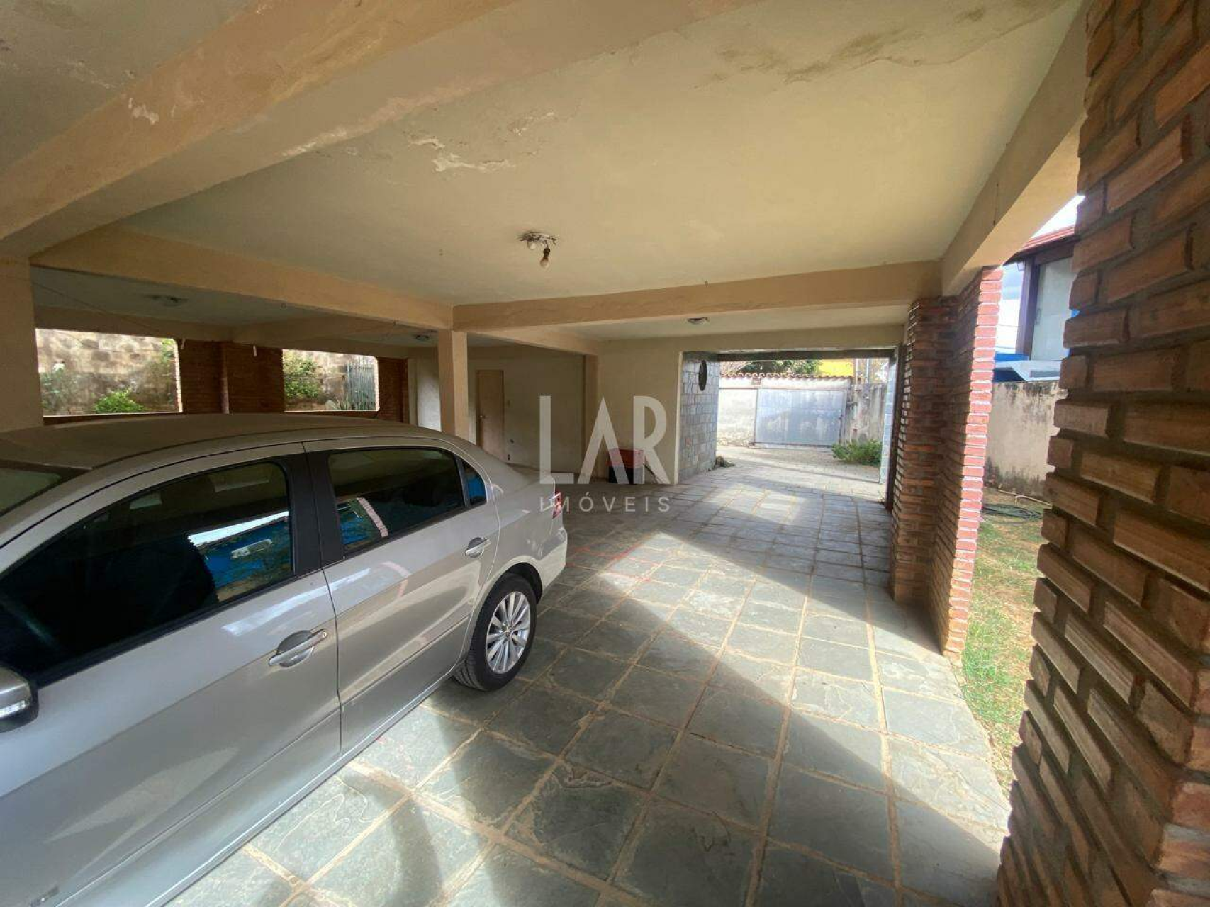 Casa de 4 quartos à venda, Camargos, Belo Horizonte - MG