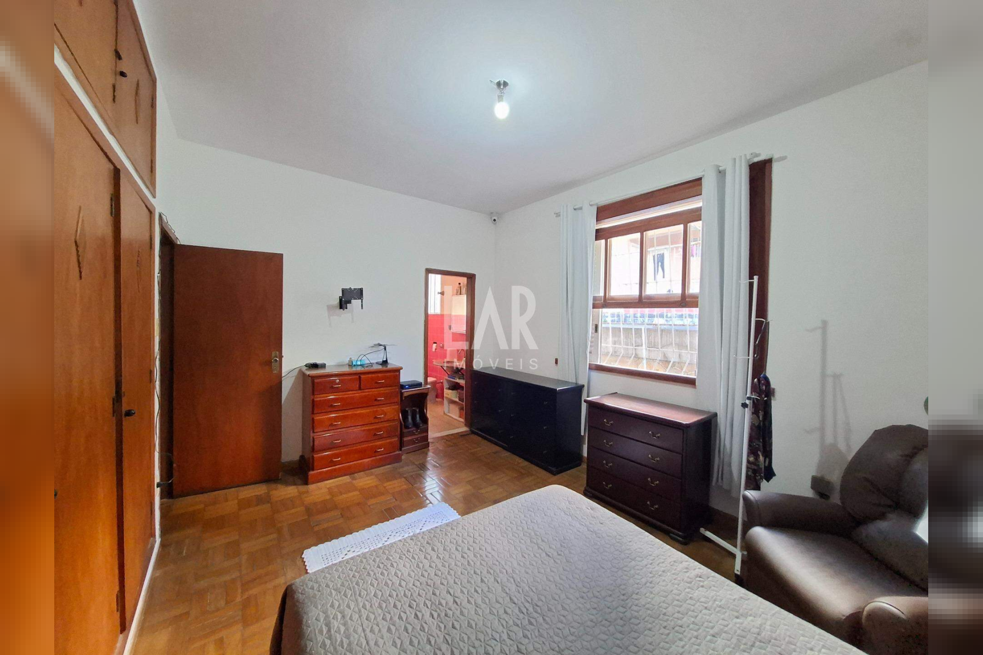 Casa de 4 quartos para alugar, Santo Antônio, Belo Horizonte - MG
