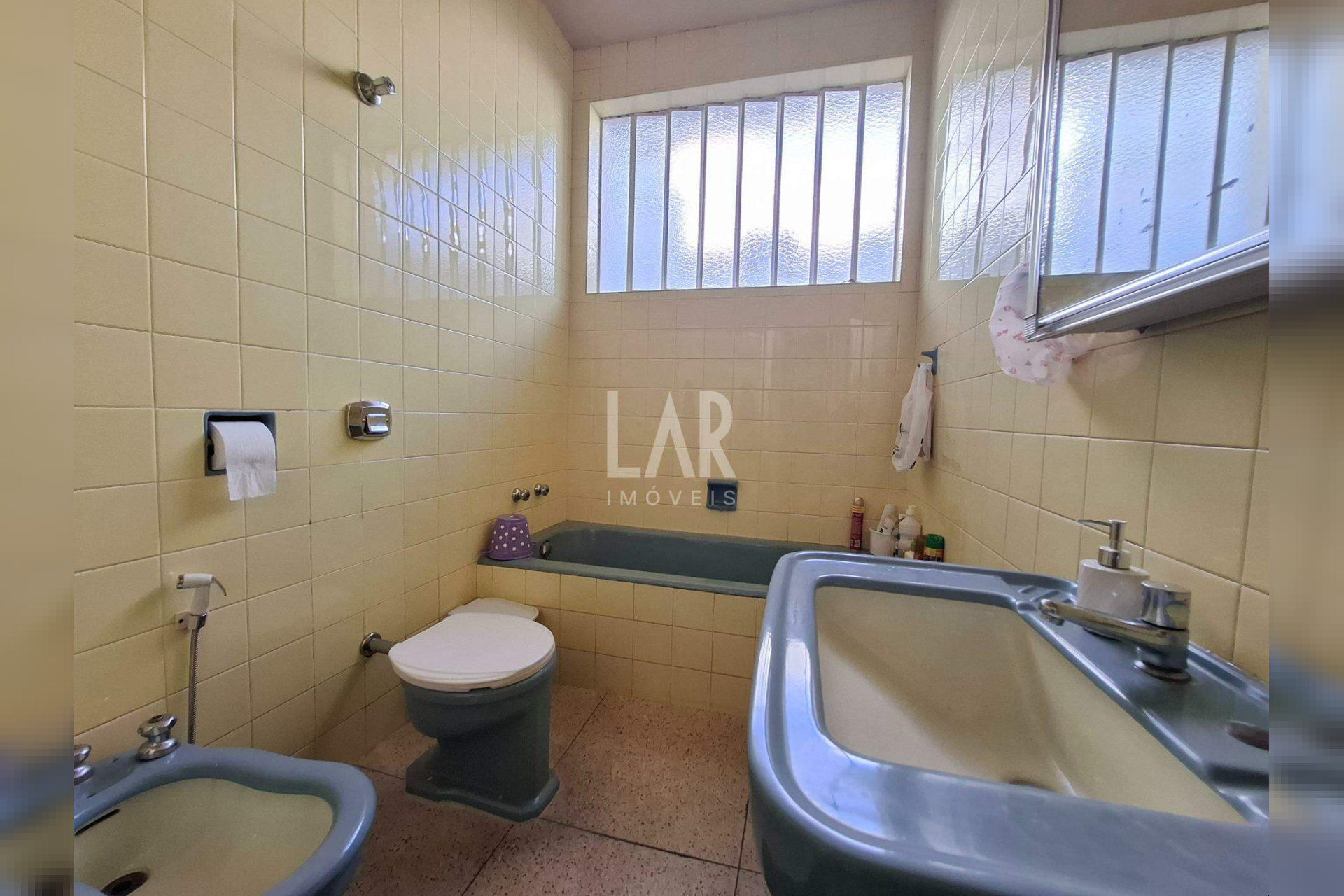 Casa de 4 quartos para alugar, Santo Antônio, Belo Horizonte - MG