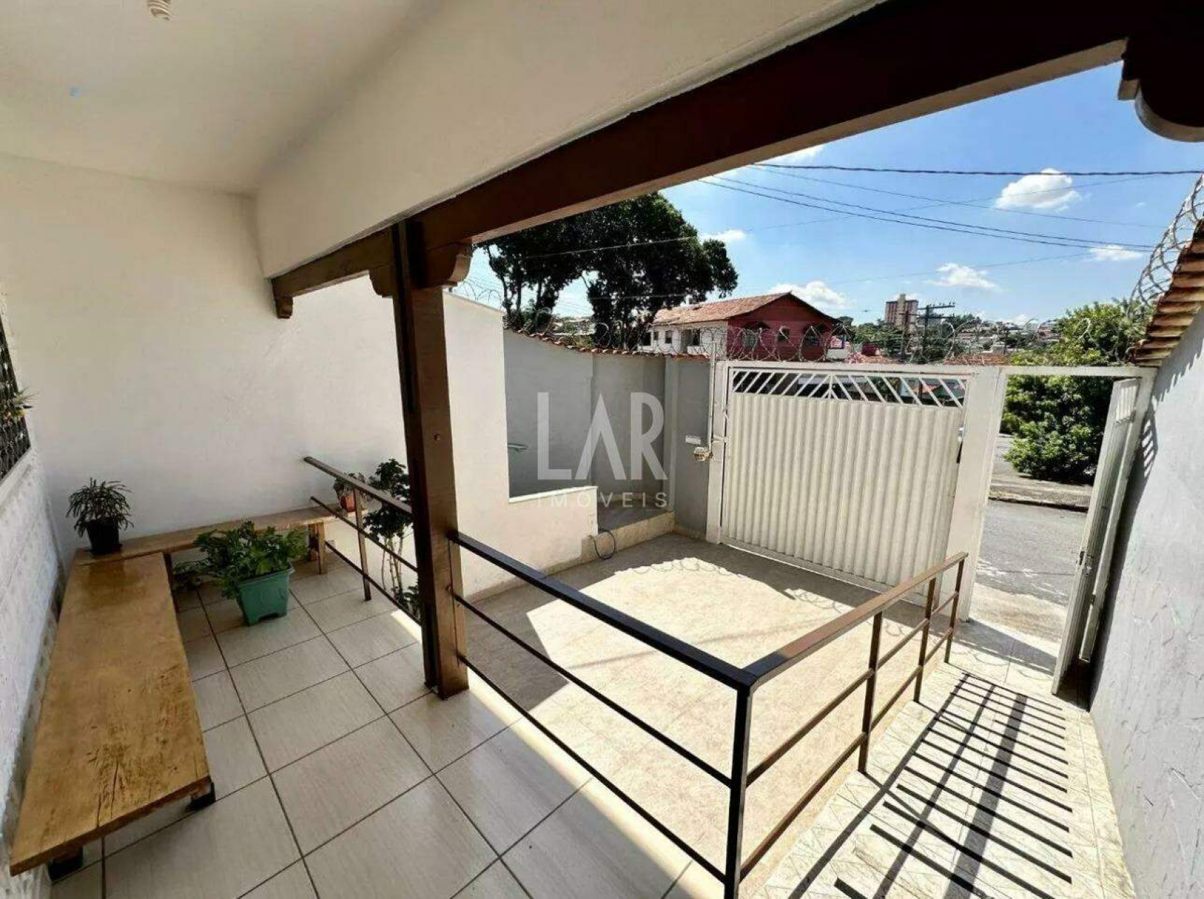 Casa Geminada de 5 quartos à venda, João Pinheiro, Belo Horizonte - MG