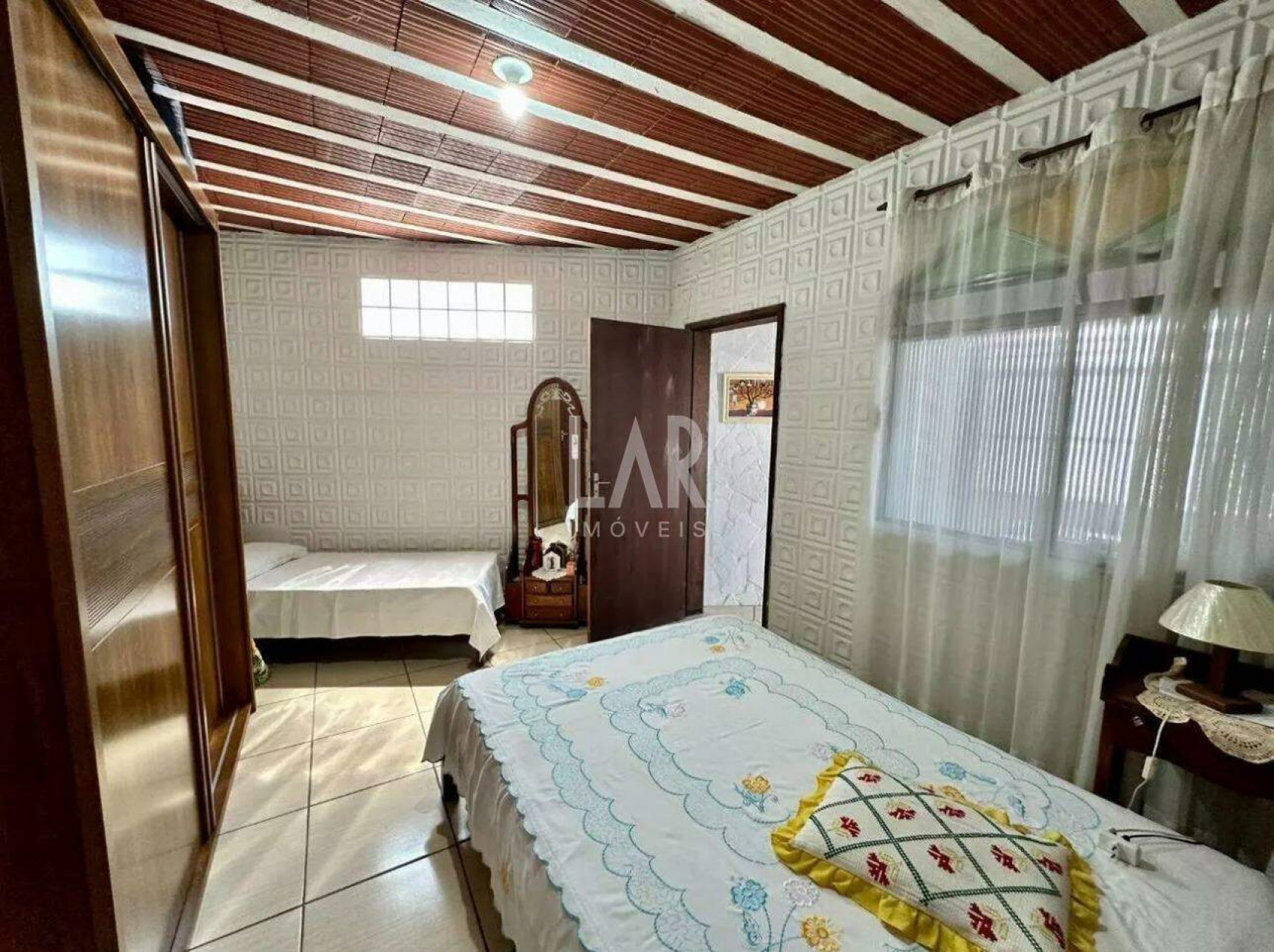 Casa Geminada de 5 quartos à venda, João Pinheiro, Belo Horizonte - MG