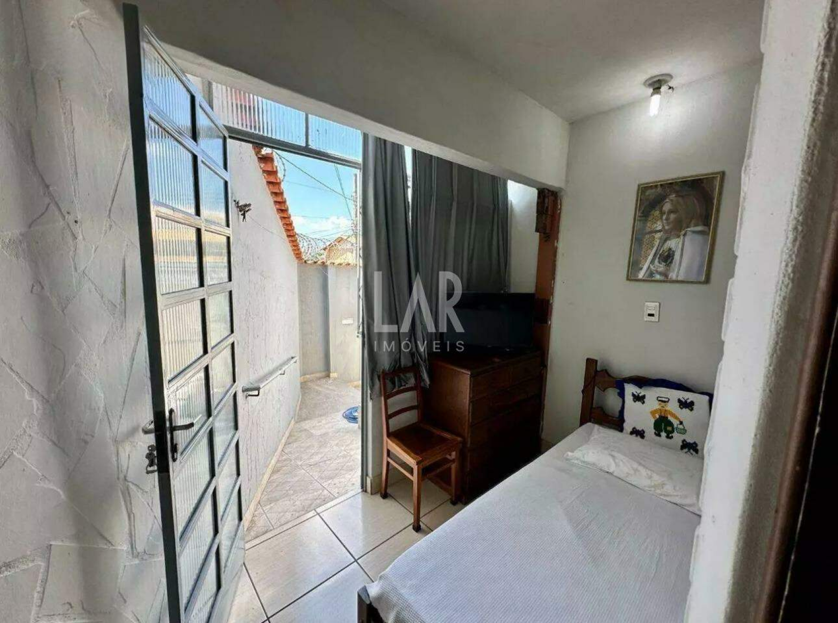 Casa Geminada de 5 quartos à venda, João Pinheiro, Belo Horizonte - MG