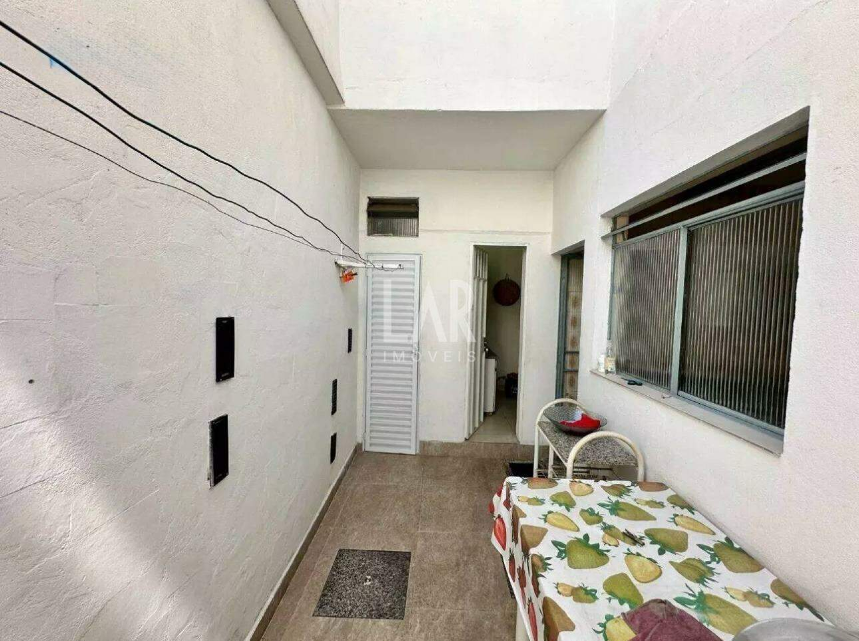 Casa Geminada de 5 quartos à venda, João Pinheiro, Belo Horizonte - MG