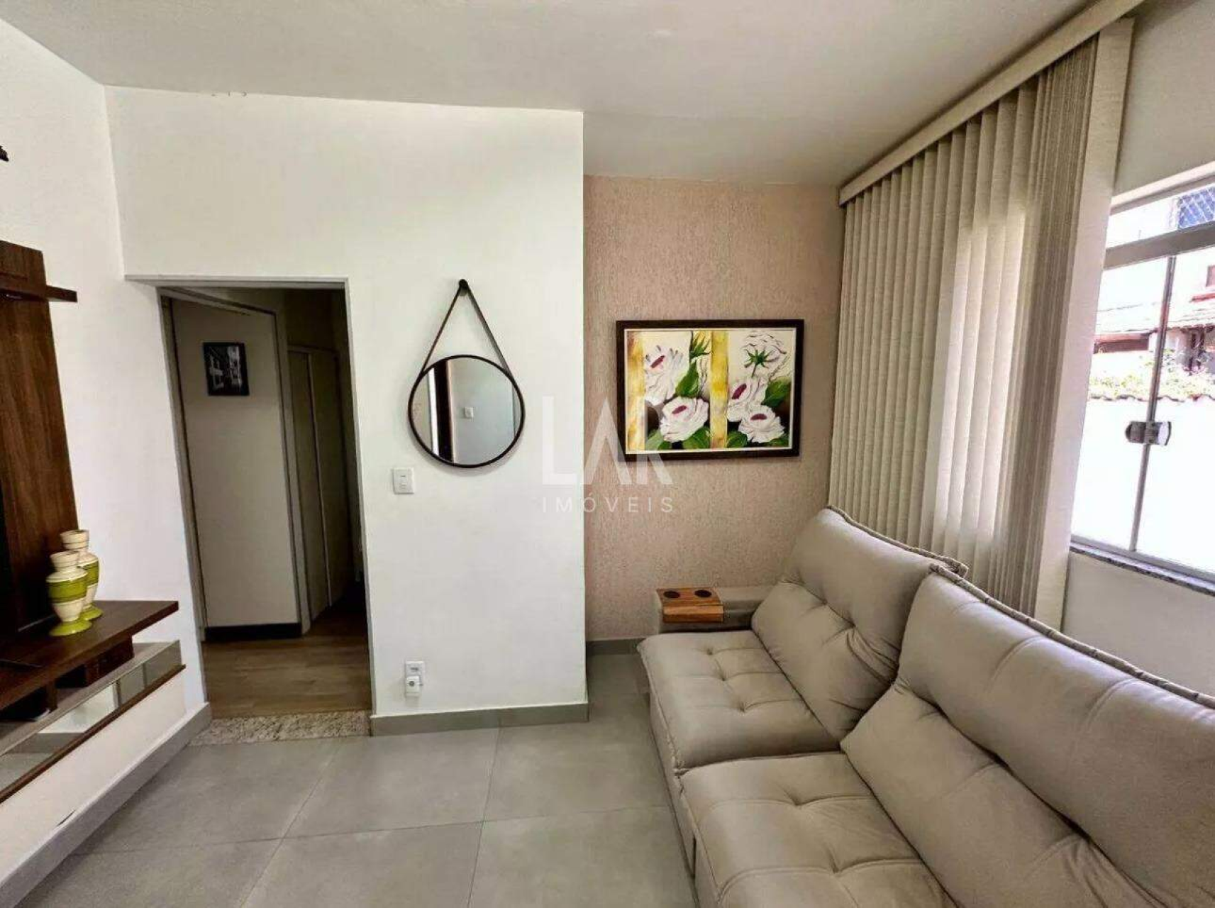 Casa Geminada de 5 quartos à venda, João Pinheiro, Belo Horizonte - MG