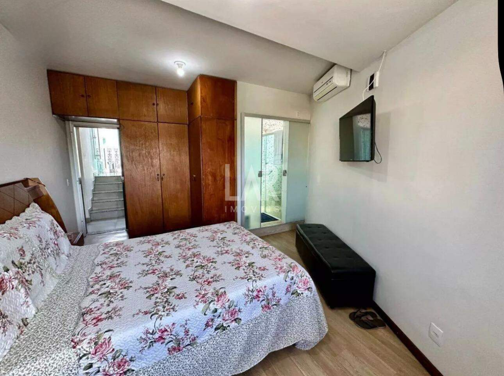 Casa Geminada de 5 quartos à venda, João Pinheiro, Belo Horizonte - MG