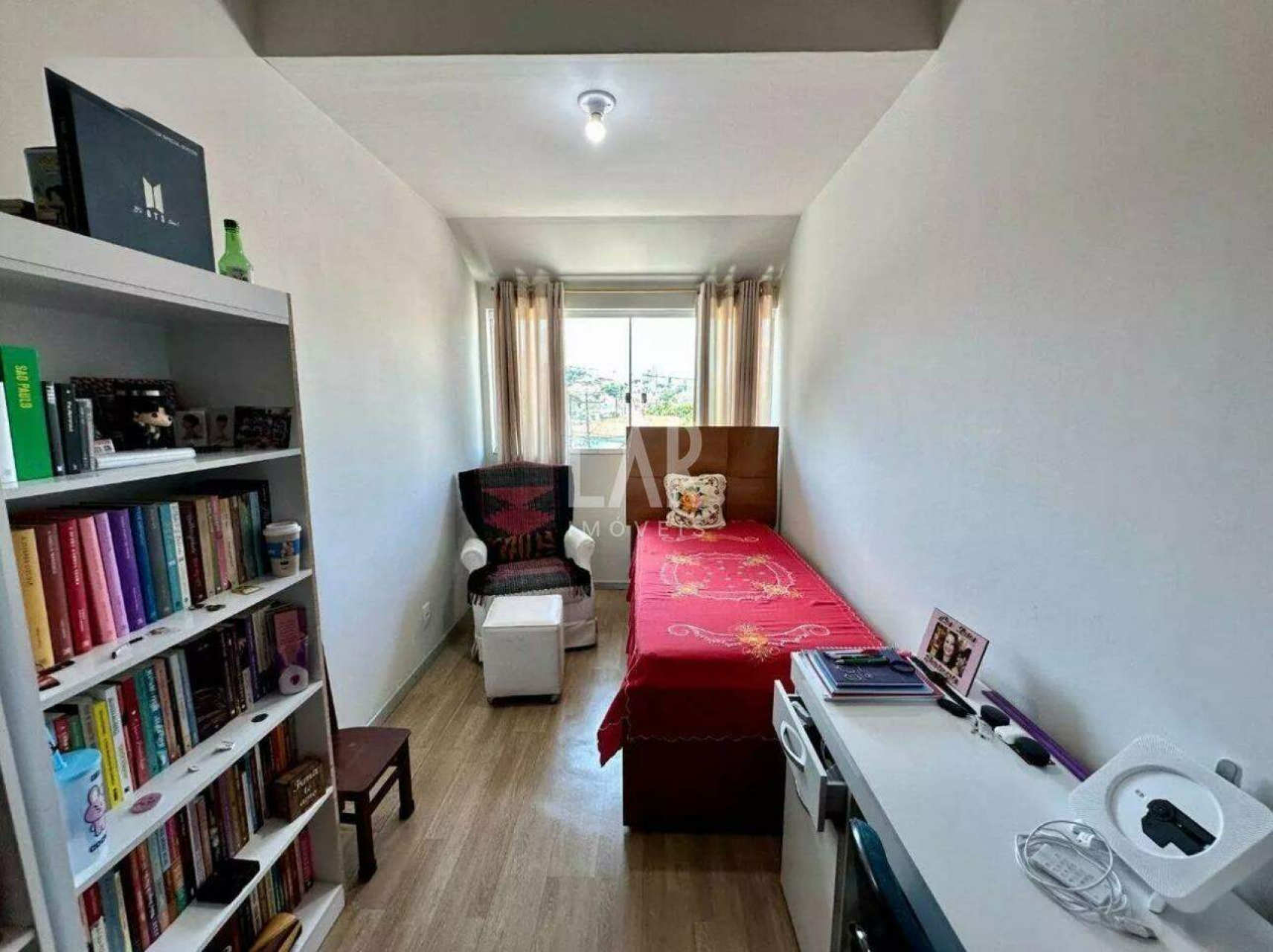 Casa Geminada de 5 quartos à venda, João Pinheiro, Belo Horizonte - MG