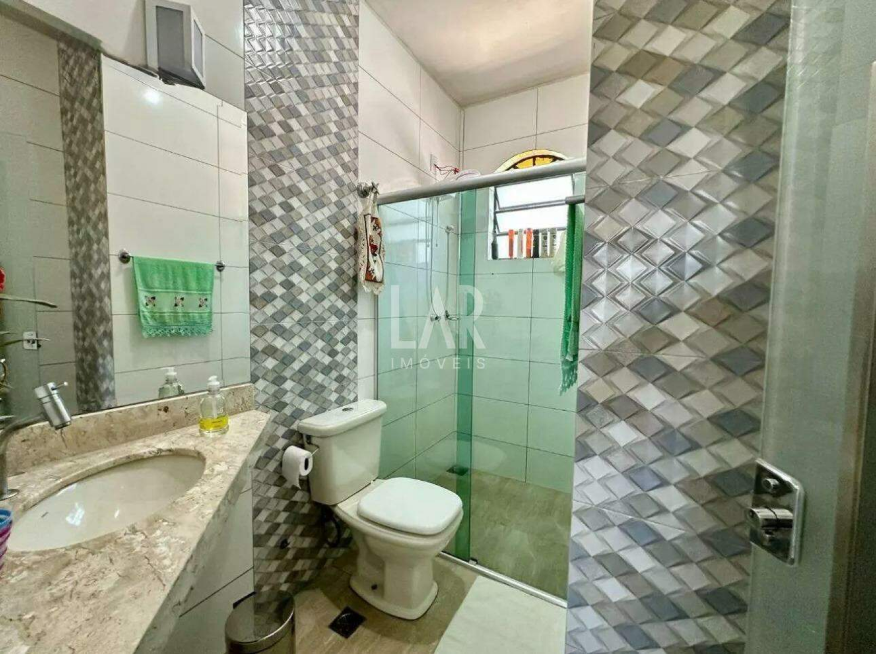 Casa Geminada de 5 quartos à venda, João Pinheiro, Belo Horizonte - MG