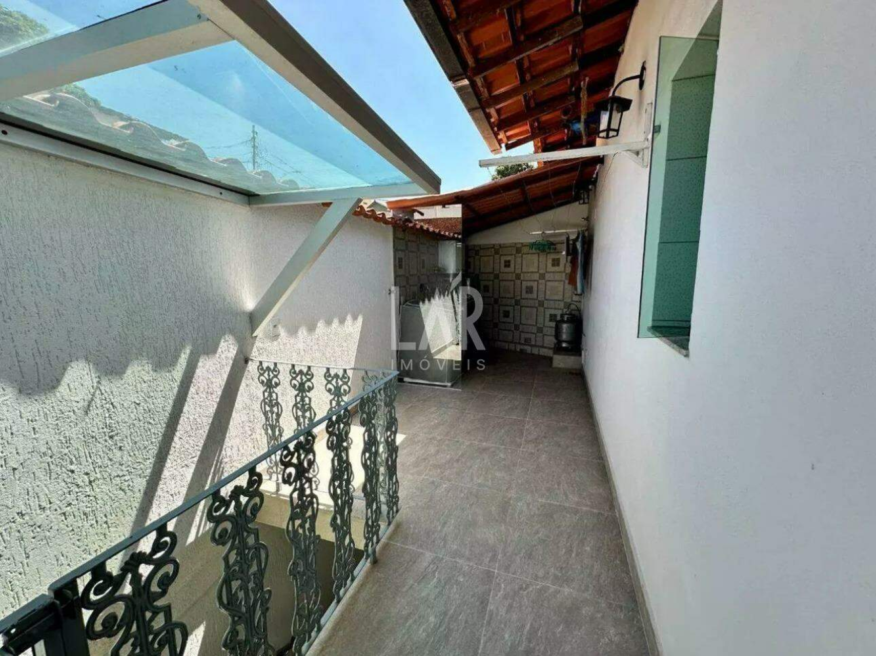 Casa Geminada de 5 quartos à venda, João Pinheiro, Belo Horizonte - MG