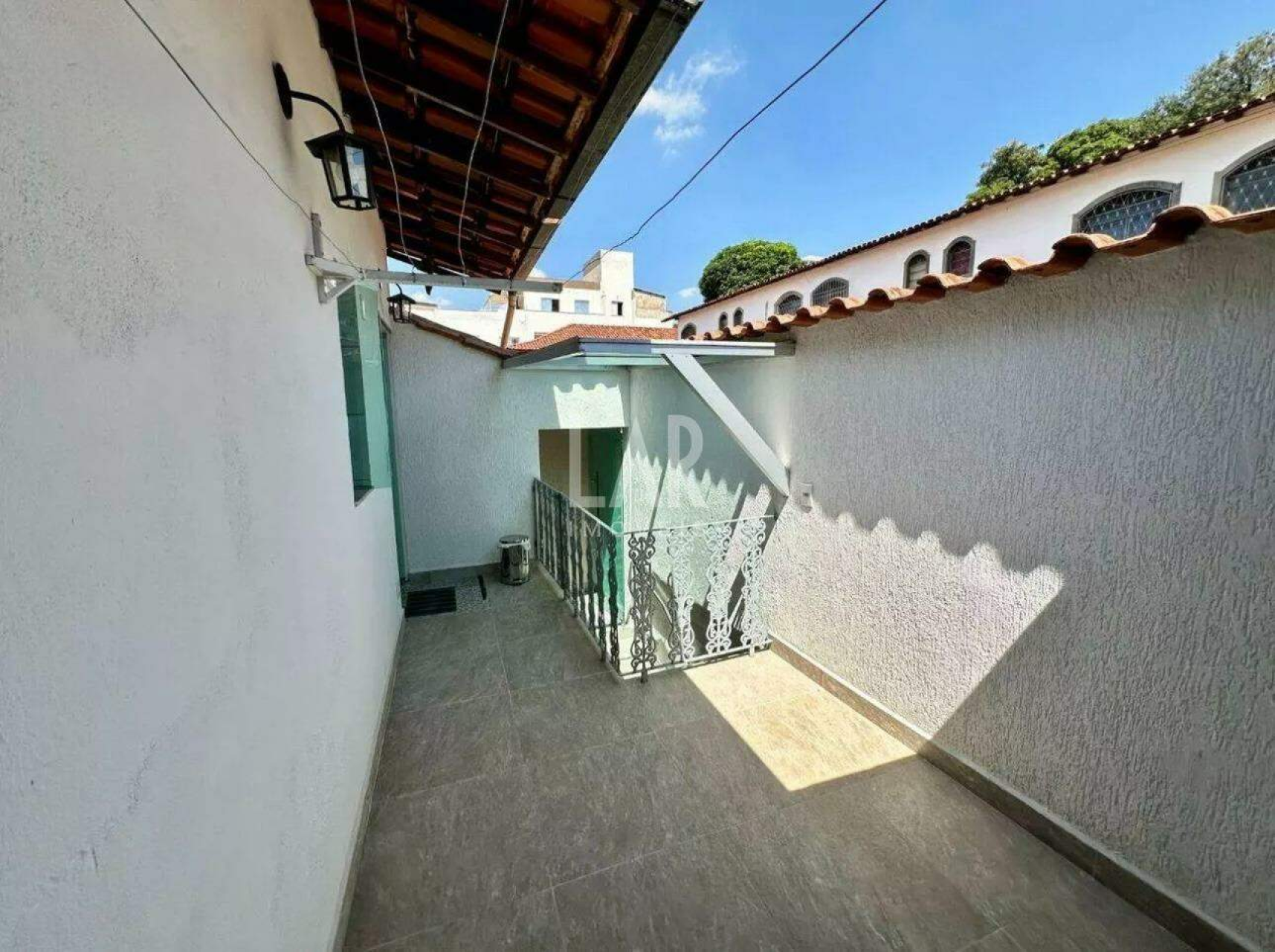 Casa Geminada de 5 quartos à venda, João Pinheiro, Belo Horizonte - MG
