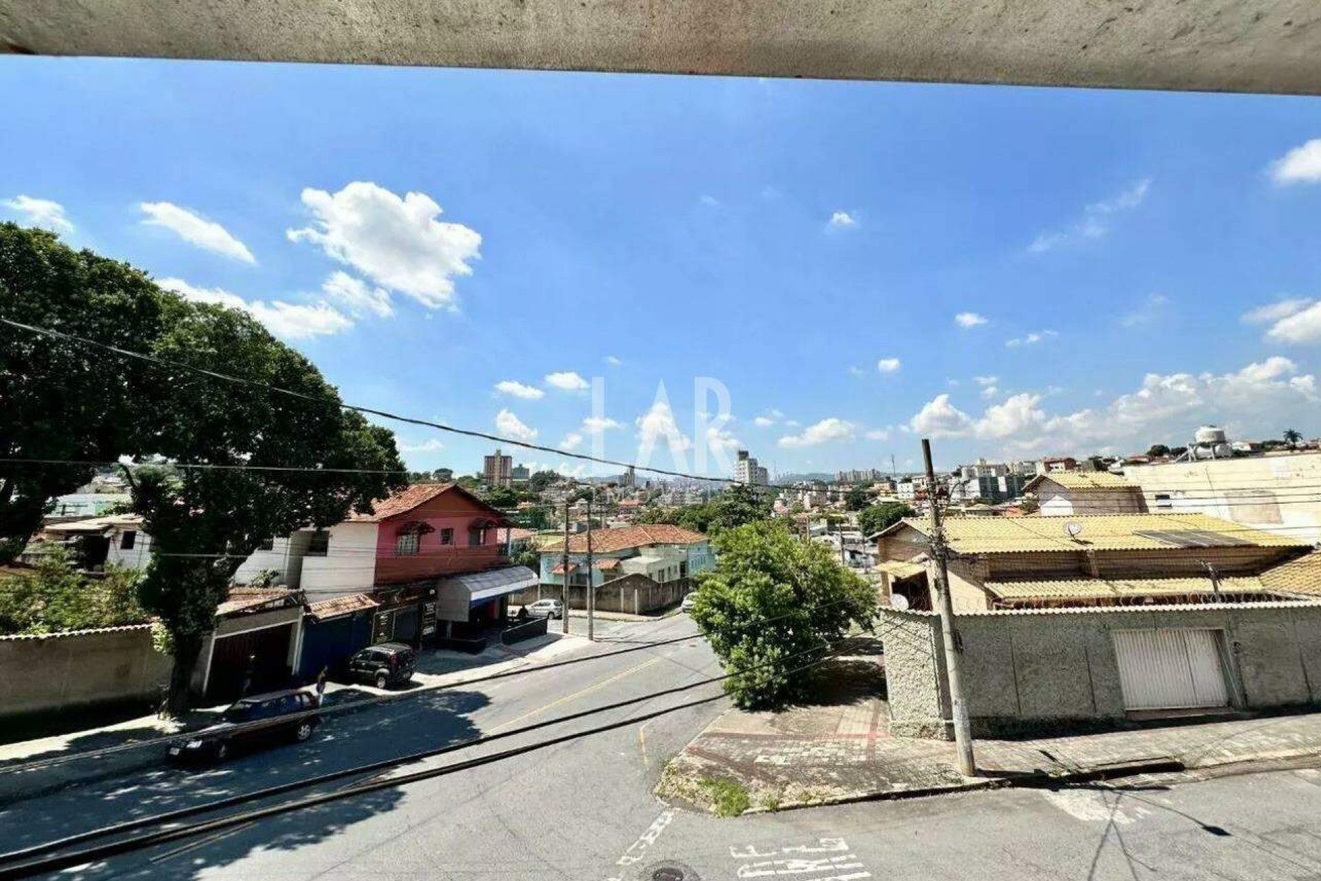 Casa Geminada de 5 quartos à venda, João Pinheiro, Belo Horizonte - MG