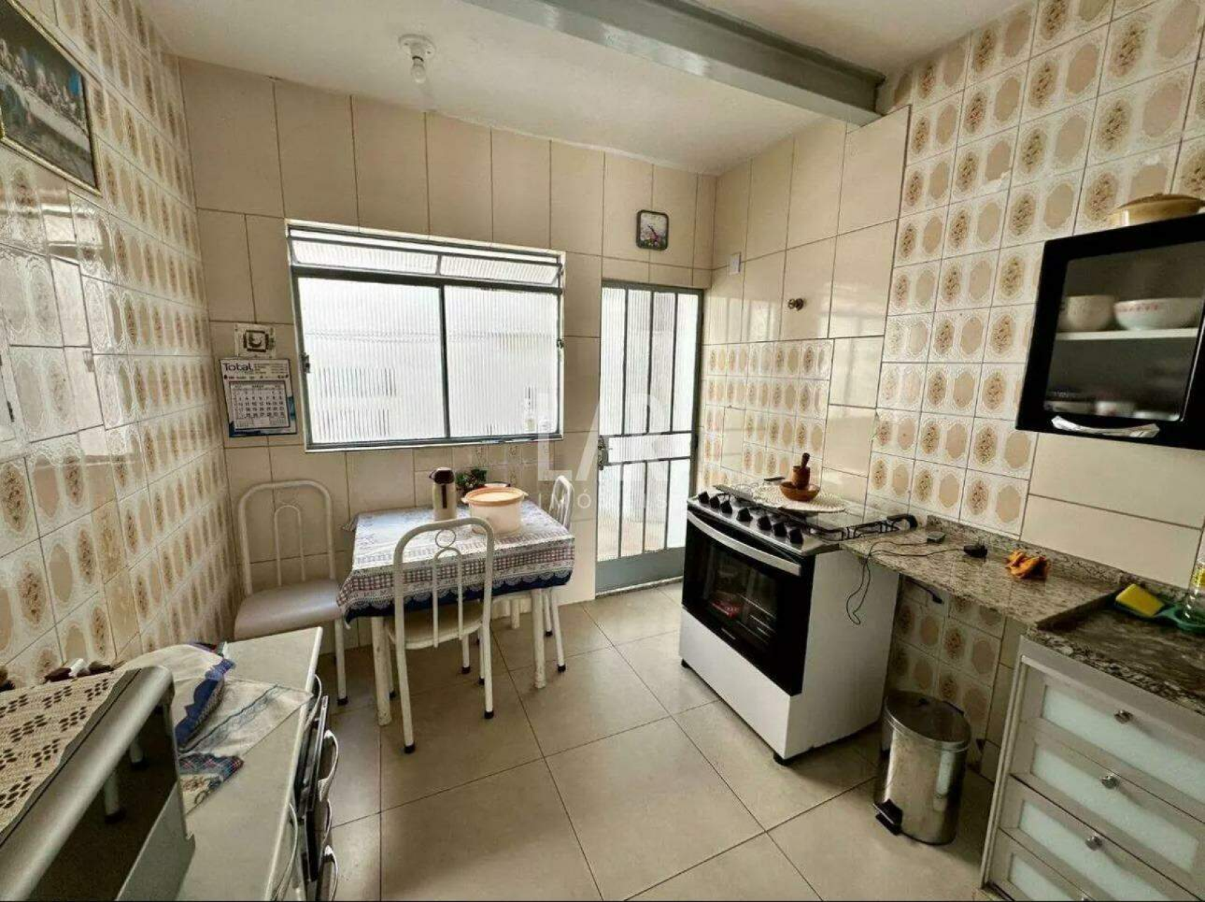 Casa Geminada de 5 quartos à venda, João Pinheiro, Belo Horizonte - MG