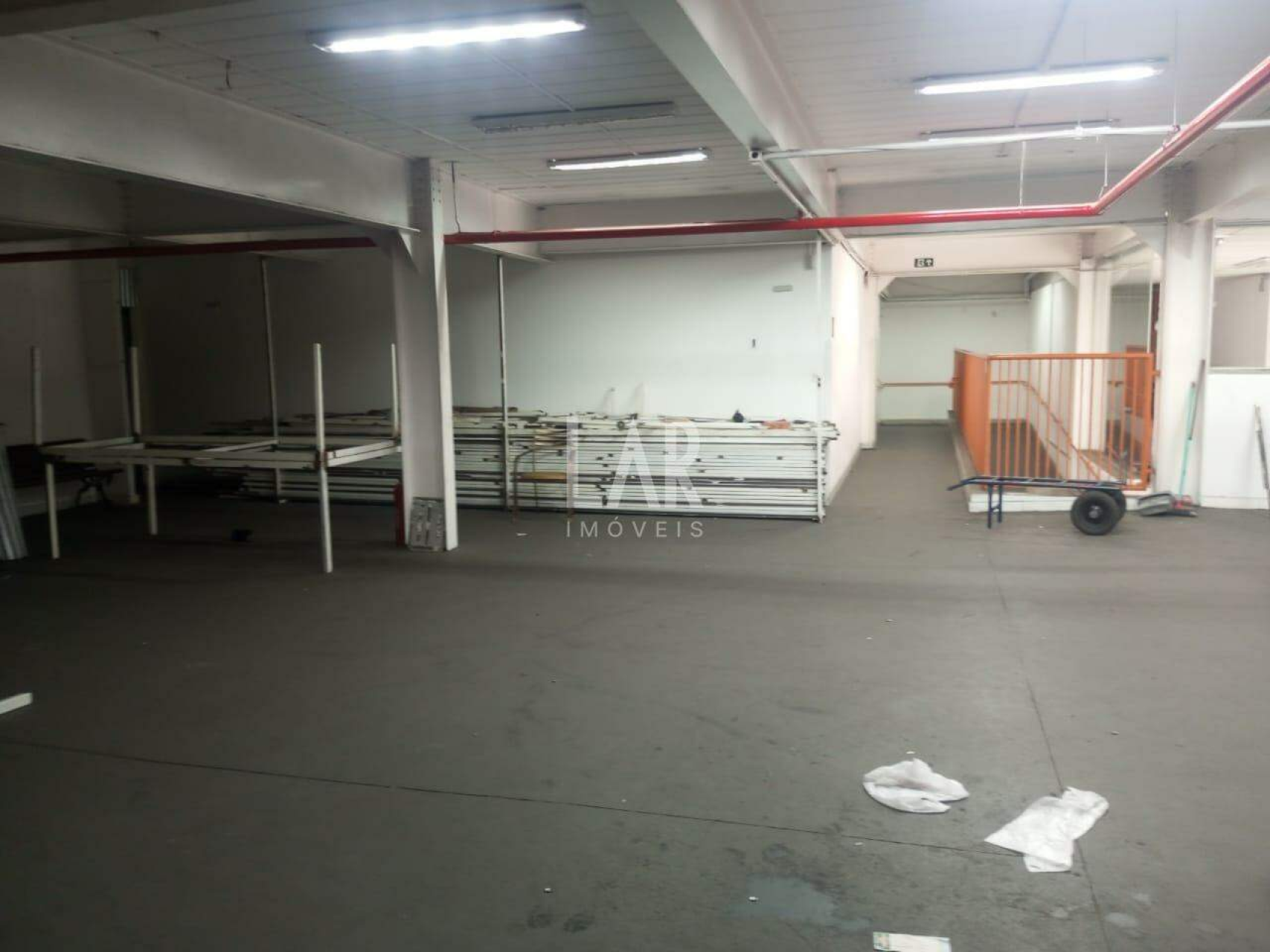 Prédio à venda, Prado, Belo Horizonte - MG