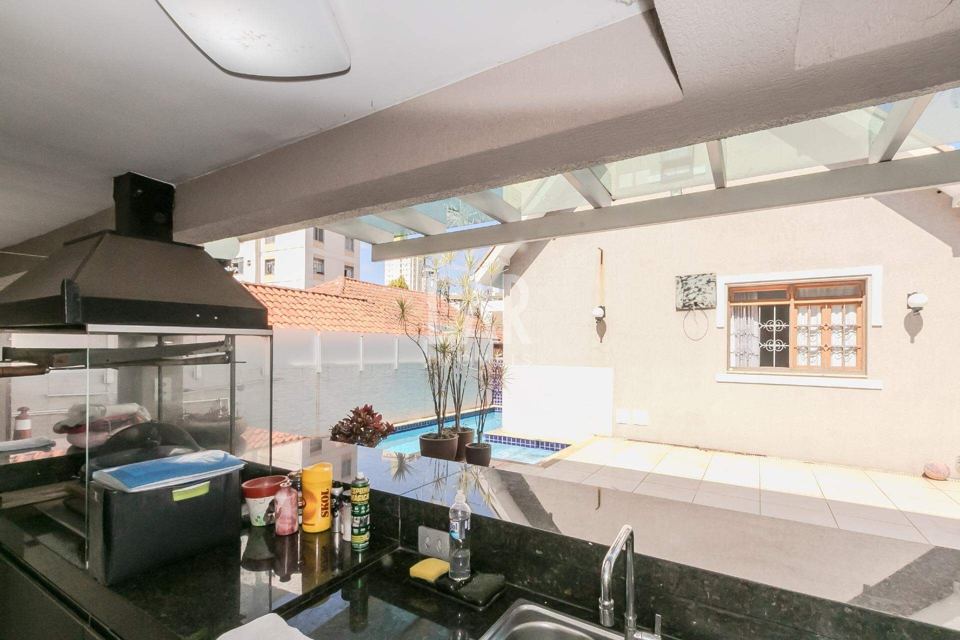 Casa de 5 quartos à venda, Floresta, Belo Horizonte - MG