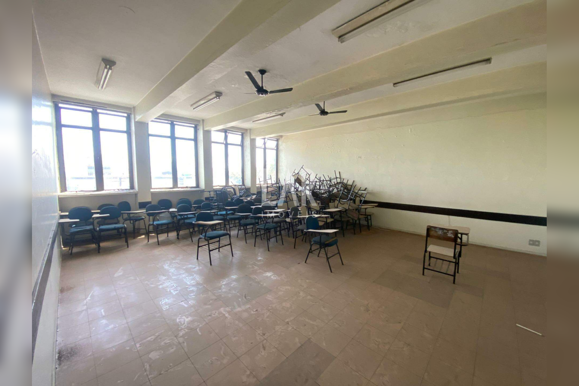 Prédio para alugar, Novo Eldorado, Contagem - MG