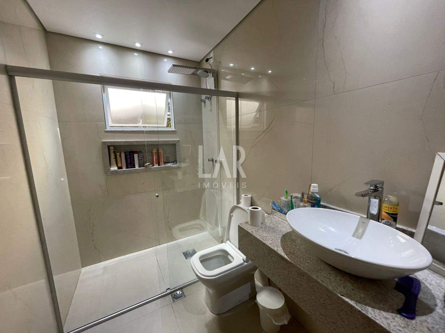 Casa de 5 quartos à venda, Santa Lúcia, Belo Horizonte - MG