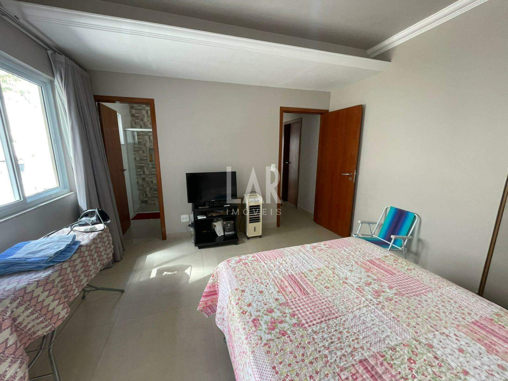Casa de 5 quartos à venda, Santa Lúcia, Belo Horizonte - MG