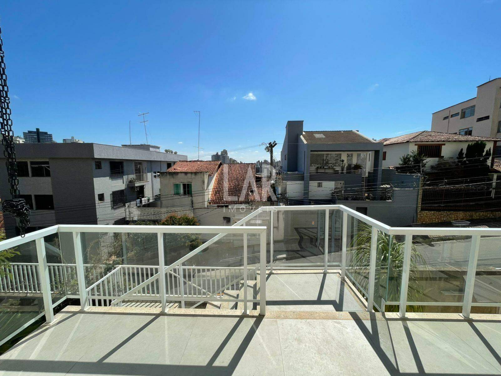 Casa de 5 quartos à venda, Santa Lúcia, Belo Horizonte - MG