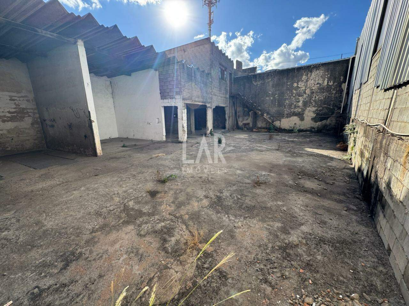 Galpão à venda, Jardim Industrial, Contagem - MG