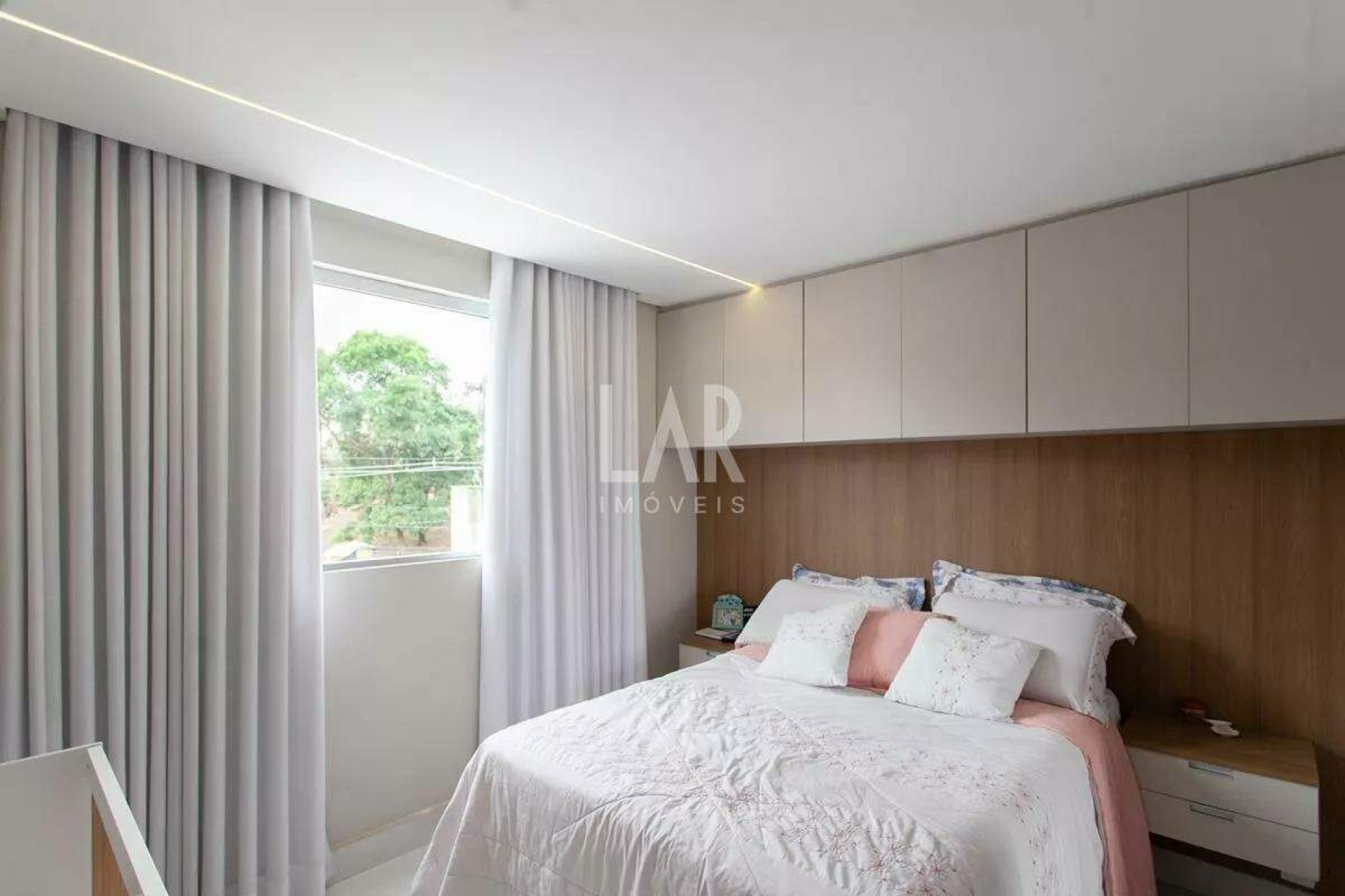 Casa de 3 quartos à venda, Santa Amélia, Belo Horizonte - MG