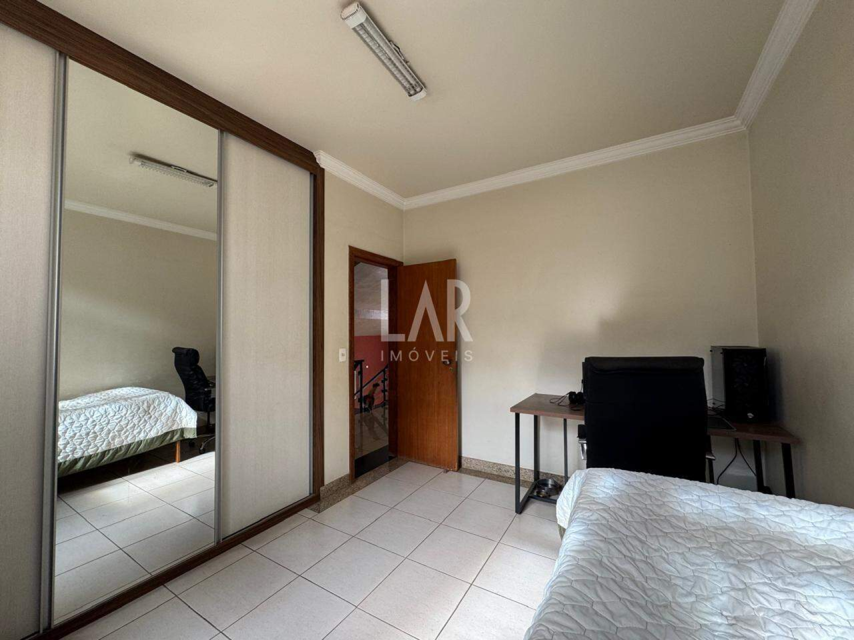 Casa de 4 quartos à venda, São Bernardo, Belo Horizonte - MG
