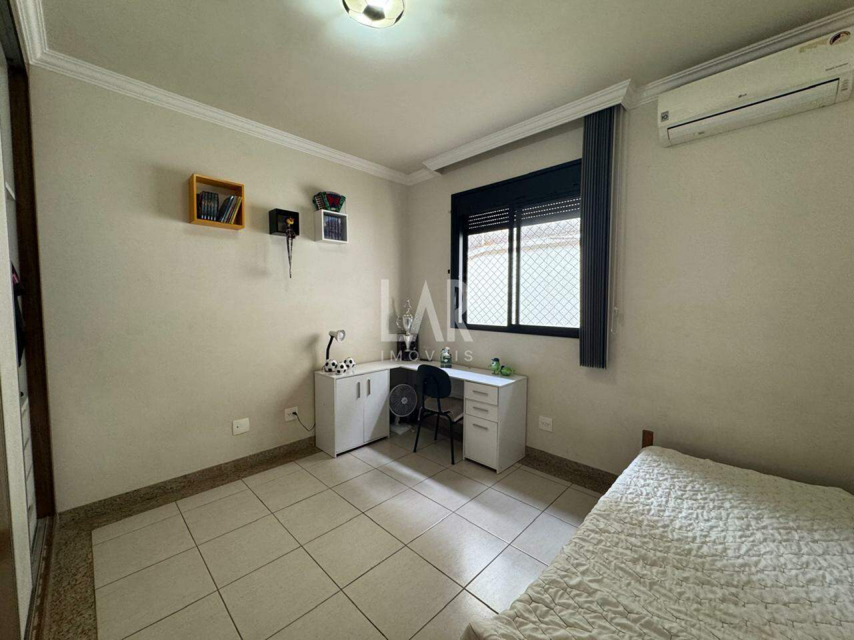 Casa de 4 quartos à venda, São Bernardo, Belo Horizonte - MG