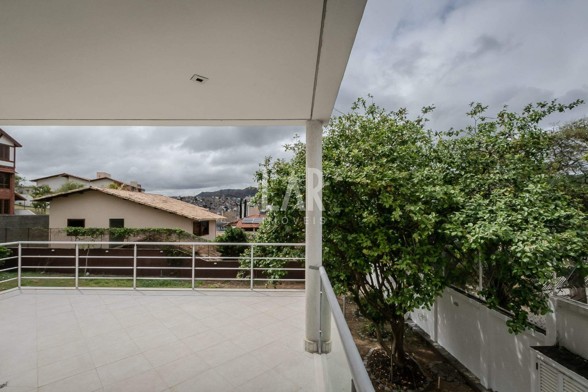 Casa de 5 quartos à venda, São Bento, Belo Horizonte - MG