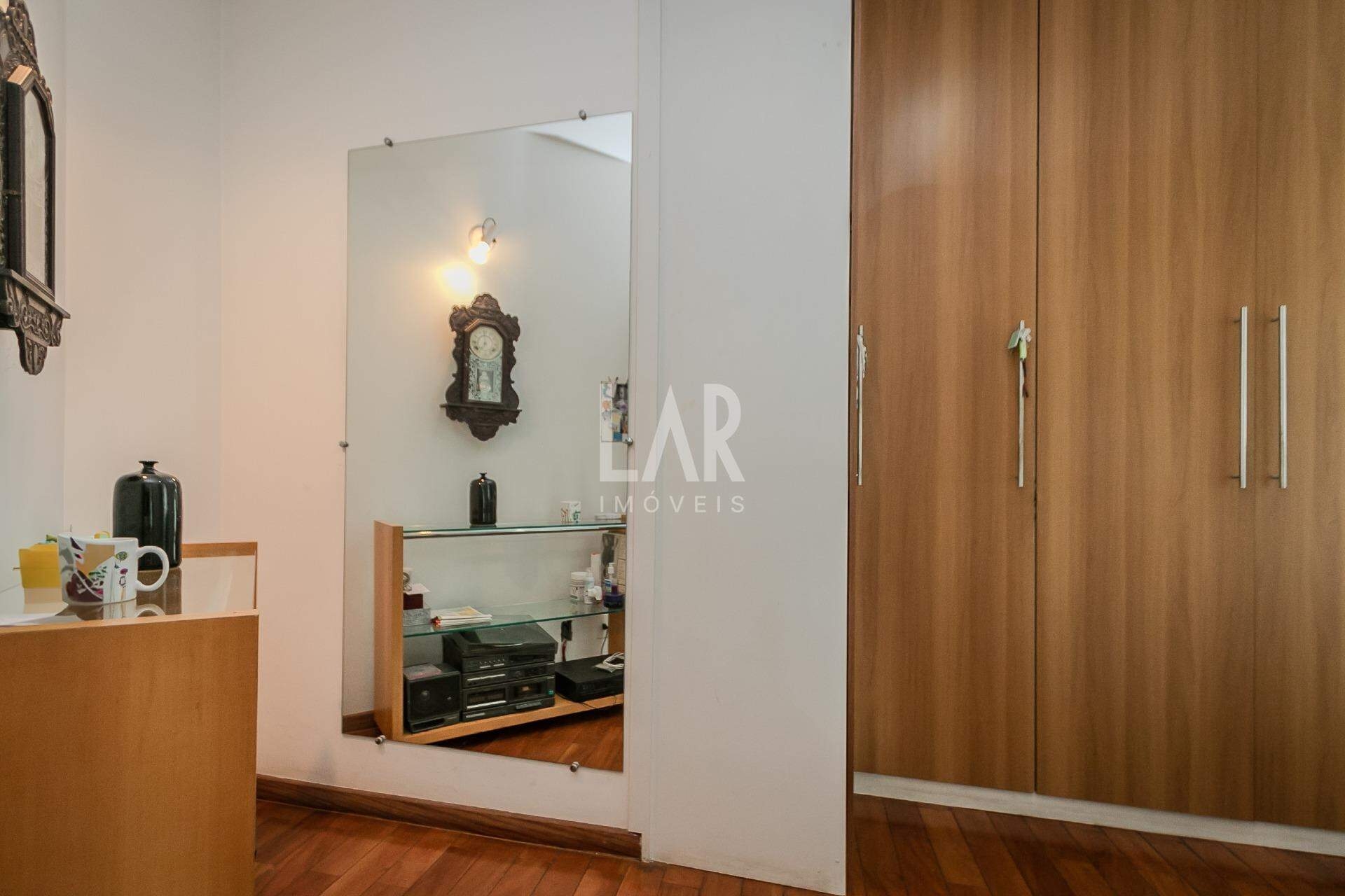 Casa de 5 quartos à venda, São Bento, Belo Horizonte - MG