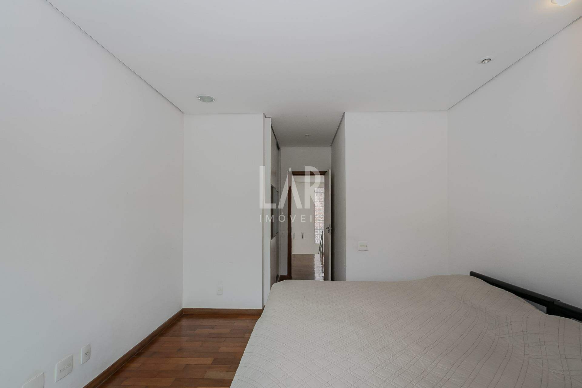 Casa de 5 quartos à venda, São Bento, Belo Horizonte - MG