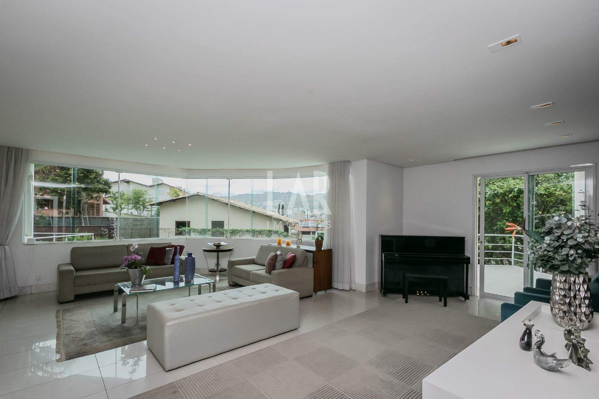 Casa de 5 quartos à venda, São Bento, Belo Horizonte - MG