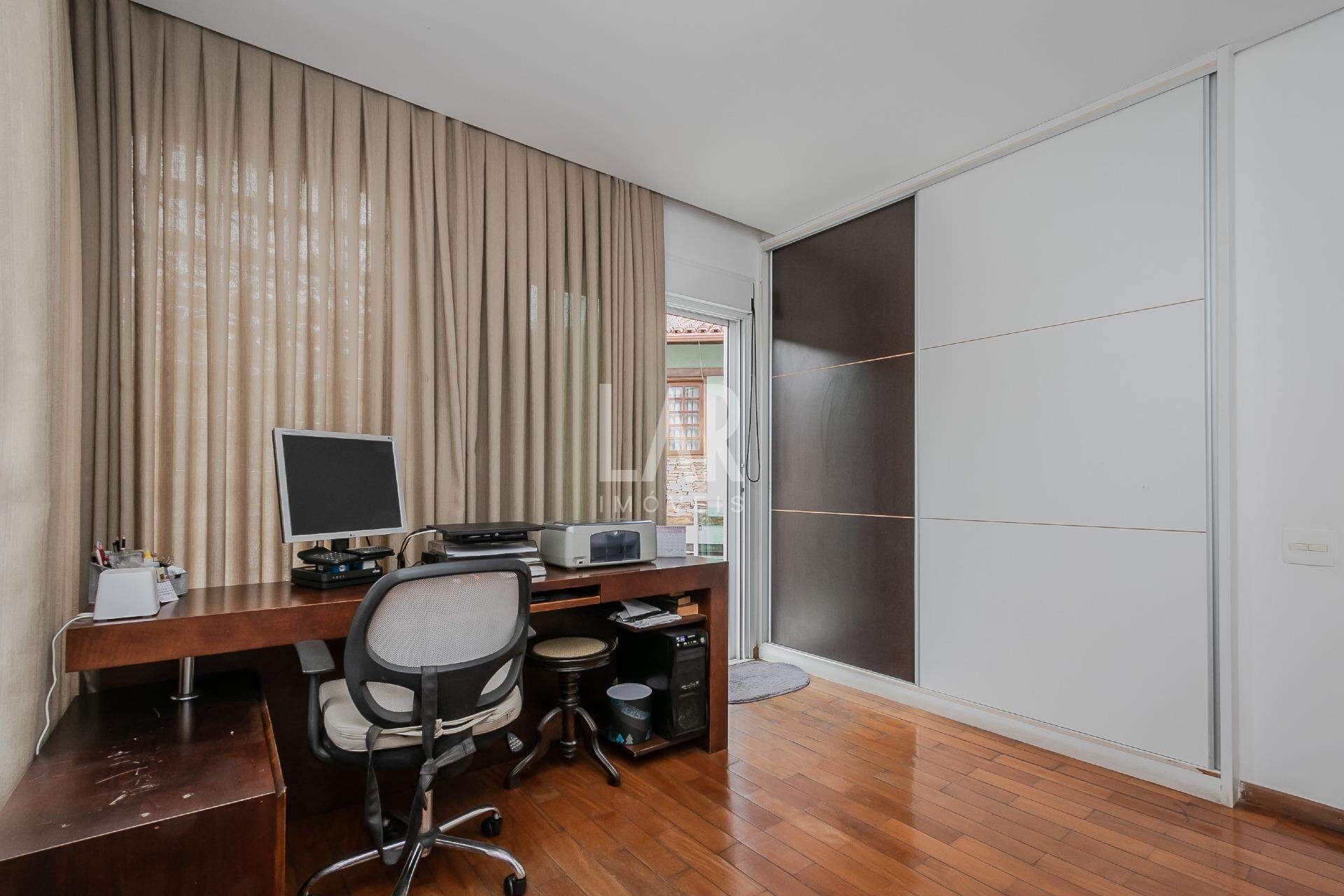 Casa de 5 quartos à venda, São Bento, Belo Horizonte - MG