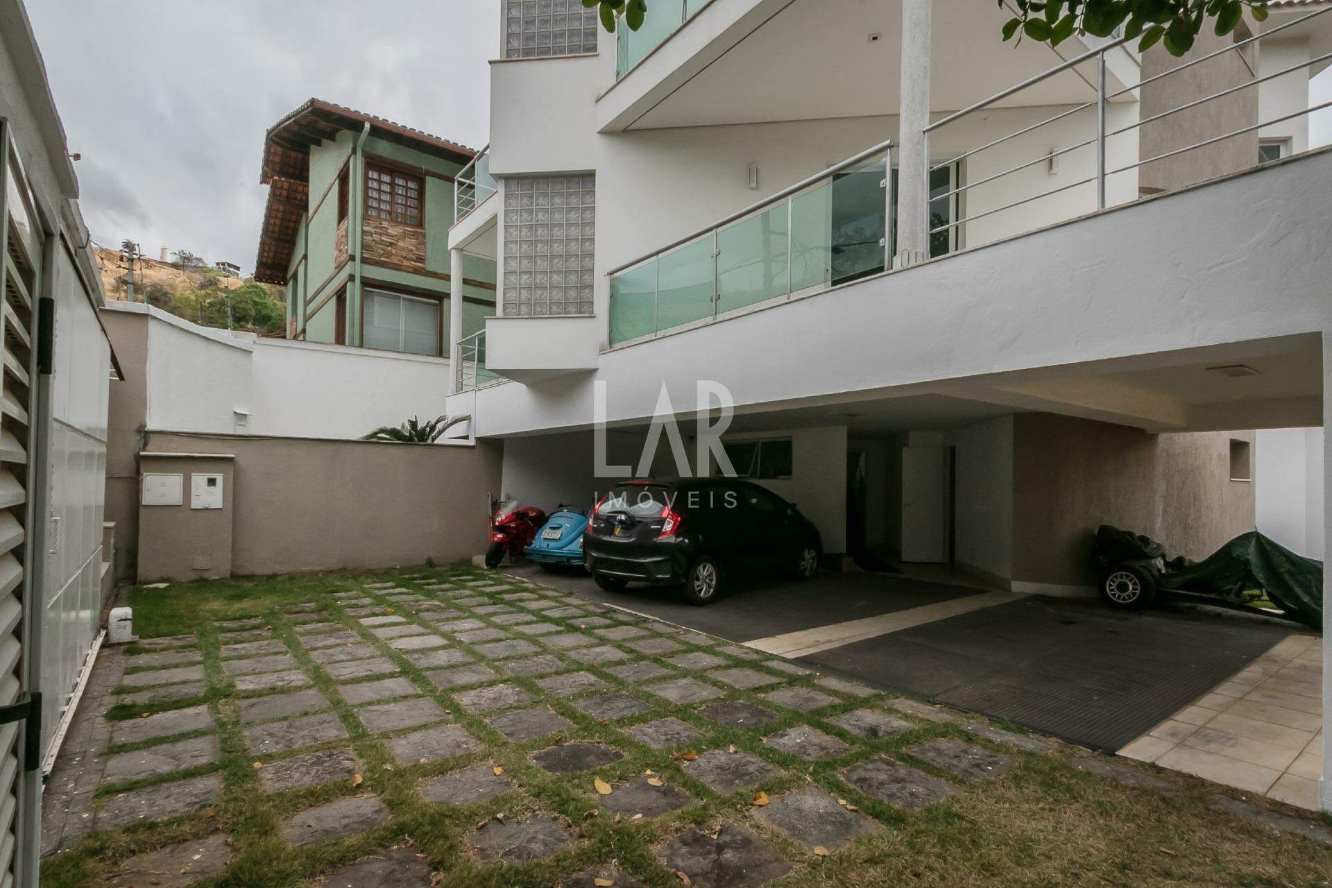 Casa de 5 quartos à venda, São Bento, Belo Horizonte - MG
