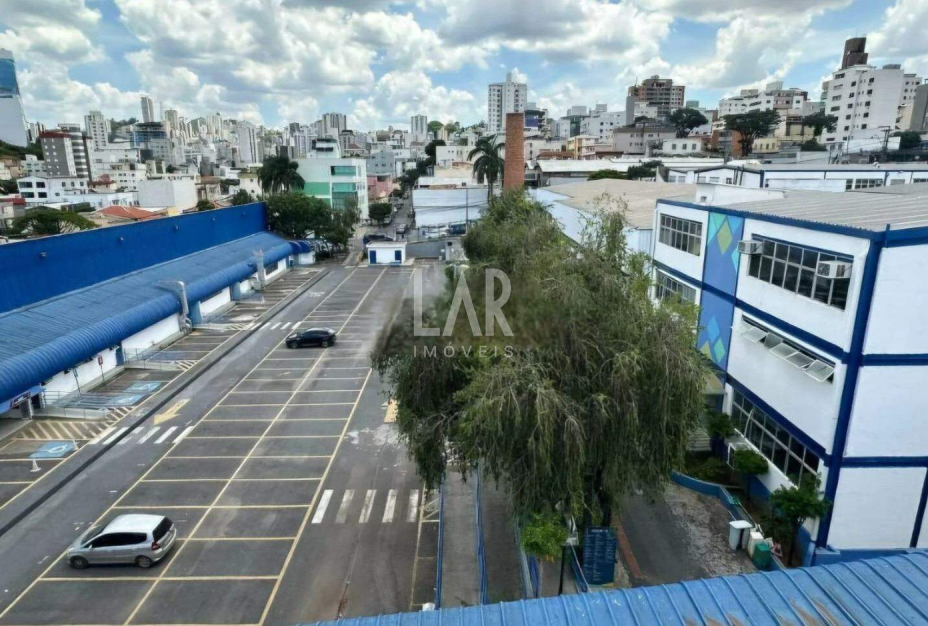 Prédio para alugar, Prado, Belo Horizonte - MG