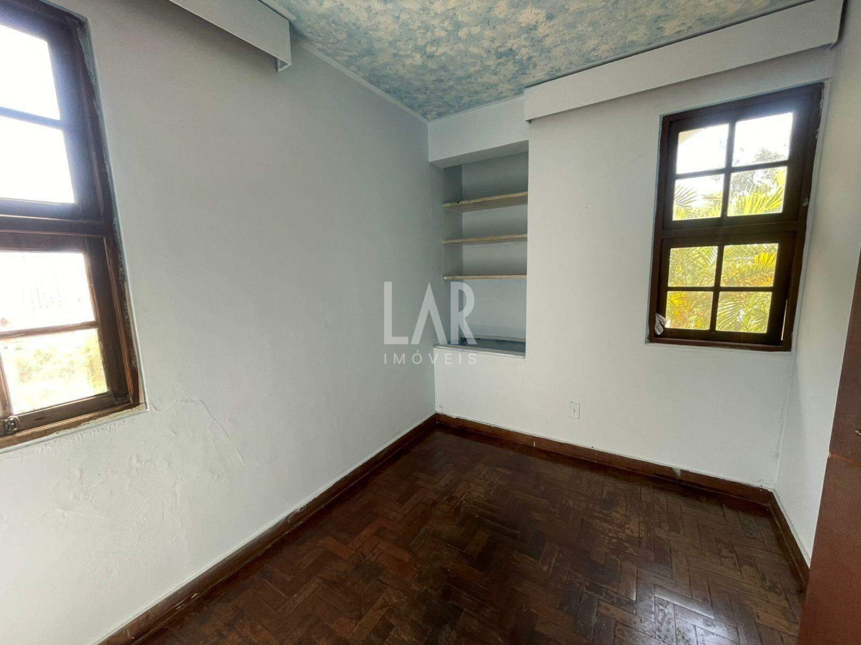 Casa de 5 quartos à venda, São Bento, Belo Horizonte - MG