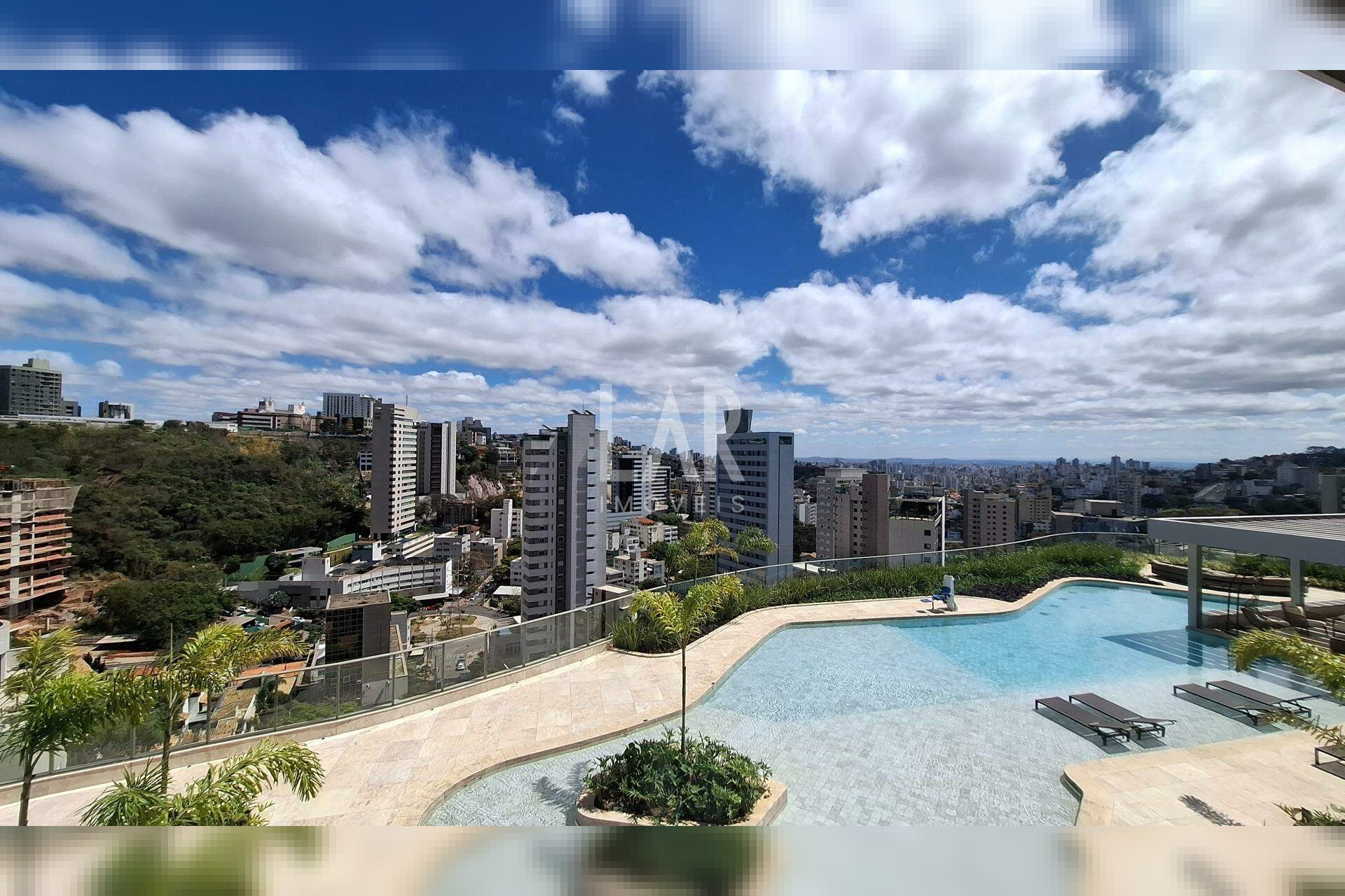 Apartamento de 4 quartos à venda, Santa Lúcia, Belo Horizonte - MG