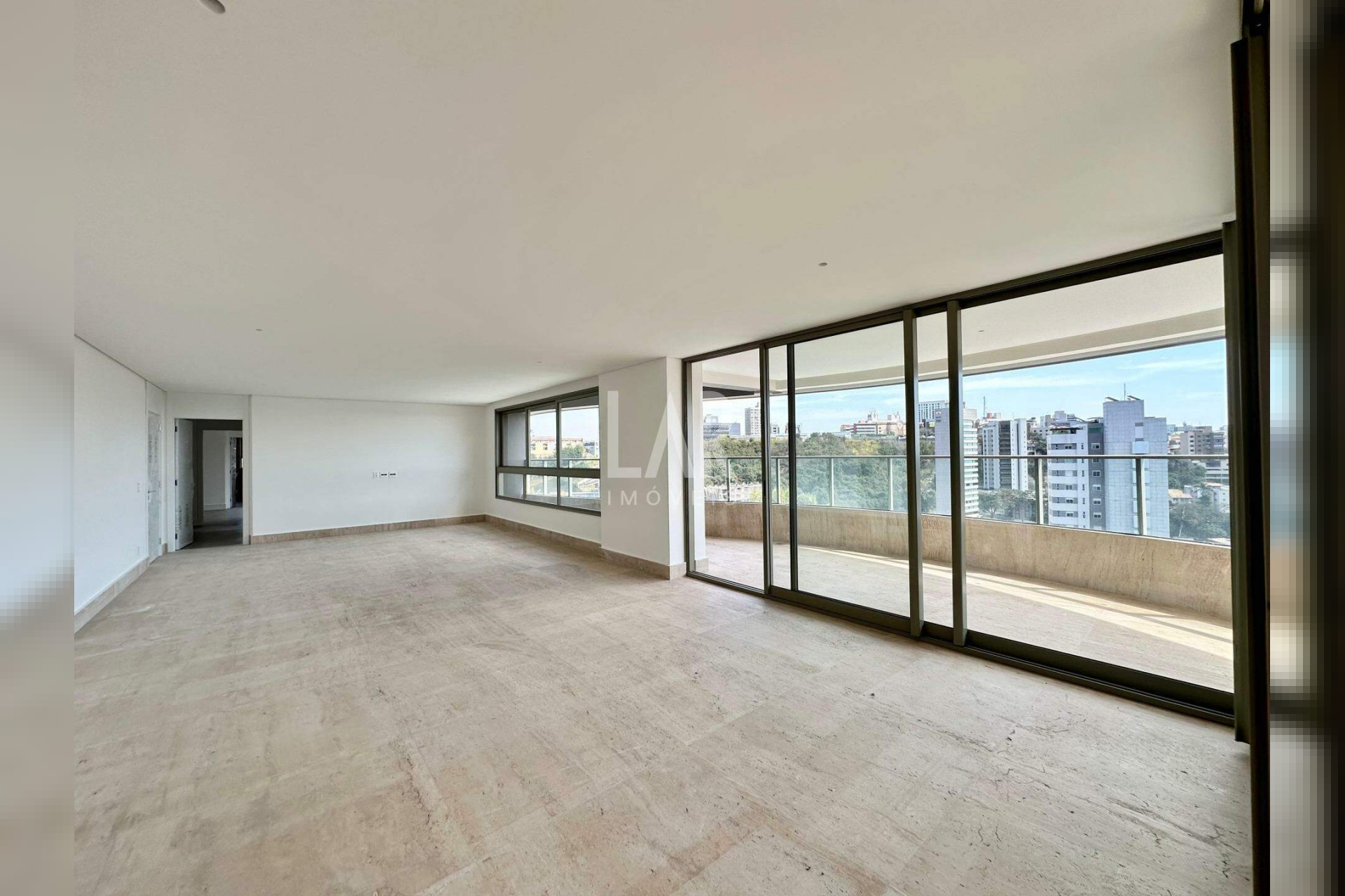Apartamento de 4 quartos à venda, Santa Lúcia, Belo Horizonte - MG