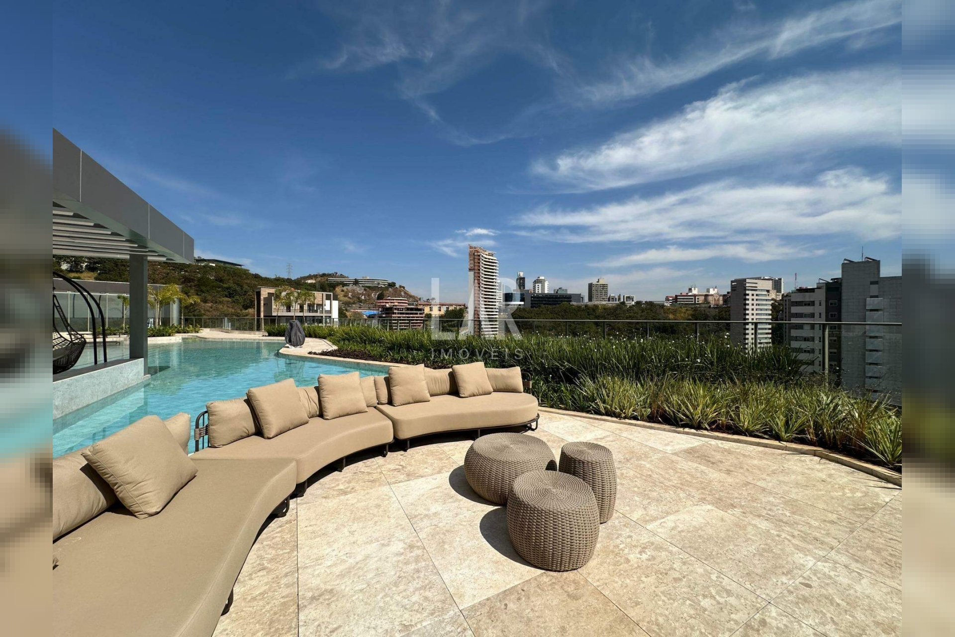 Apartamento de 4 quartos à venda, Santa Lúcia, Belo Horizonte - MG