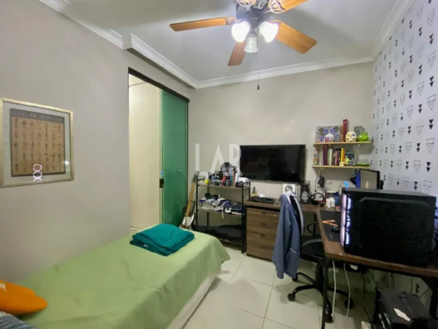 Casa Geminada de 3 quartos à venda, Santa Amélia, Belo Horizonte - MG