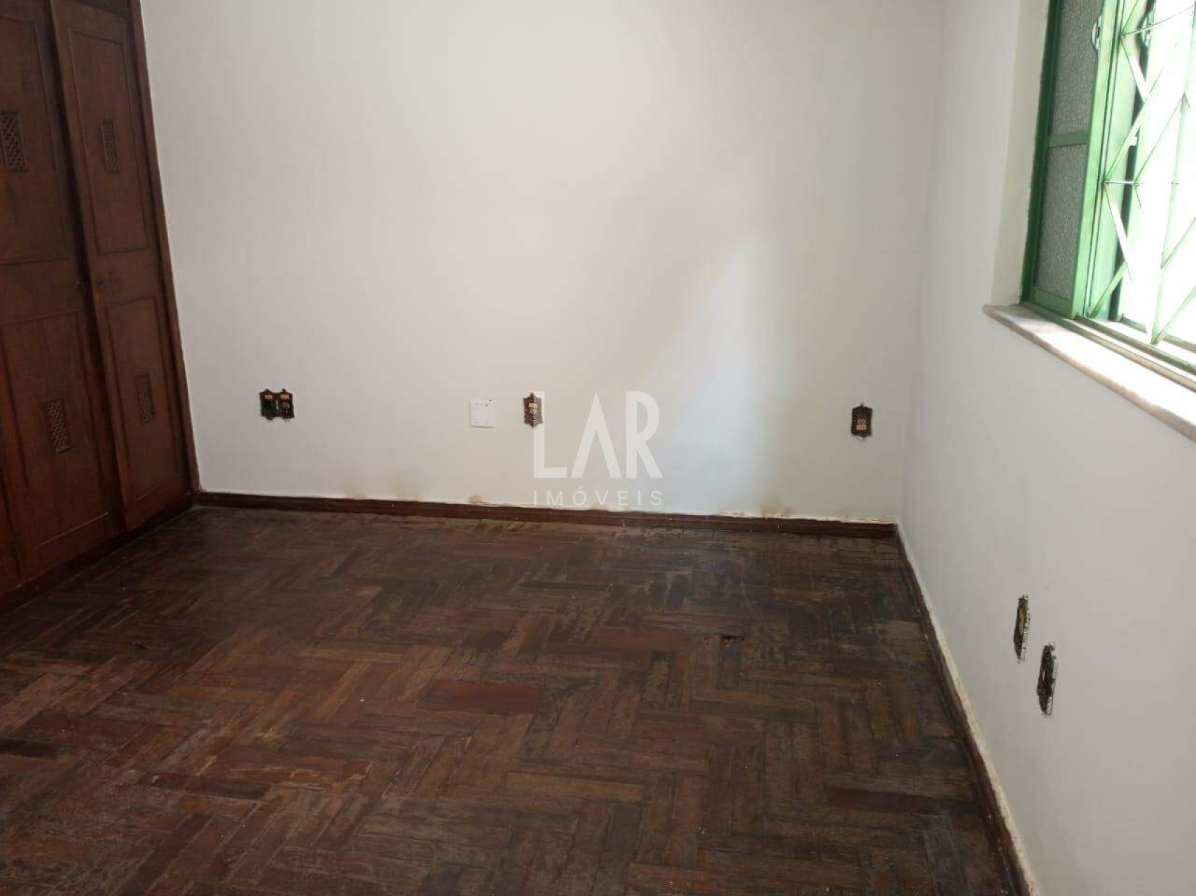 Casa de 4 quartos à venda, Betânia, Belo Horizonte - MG