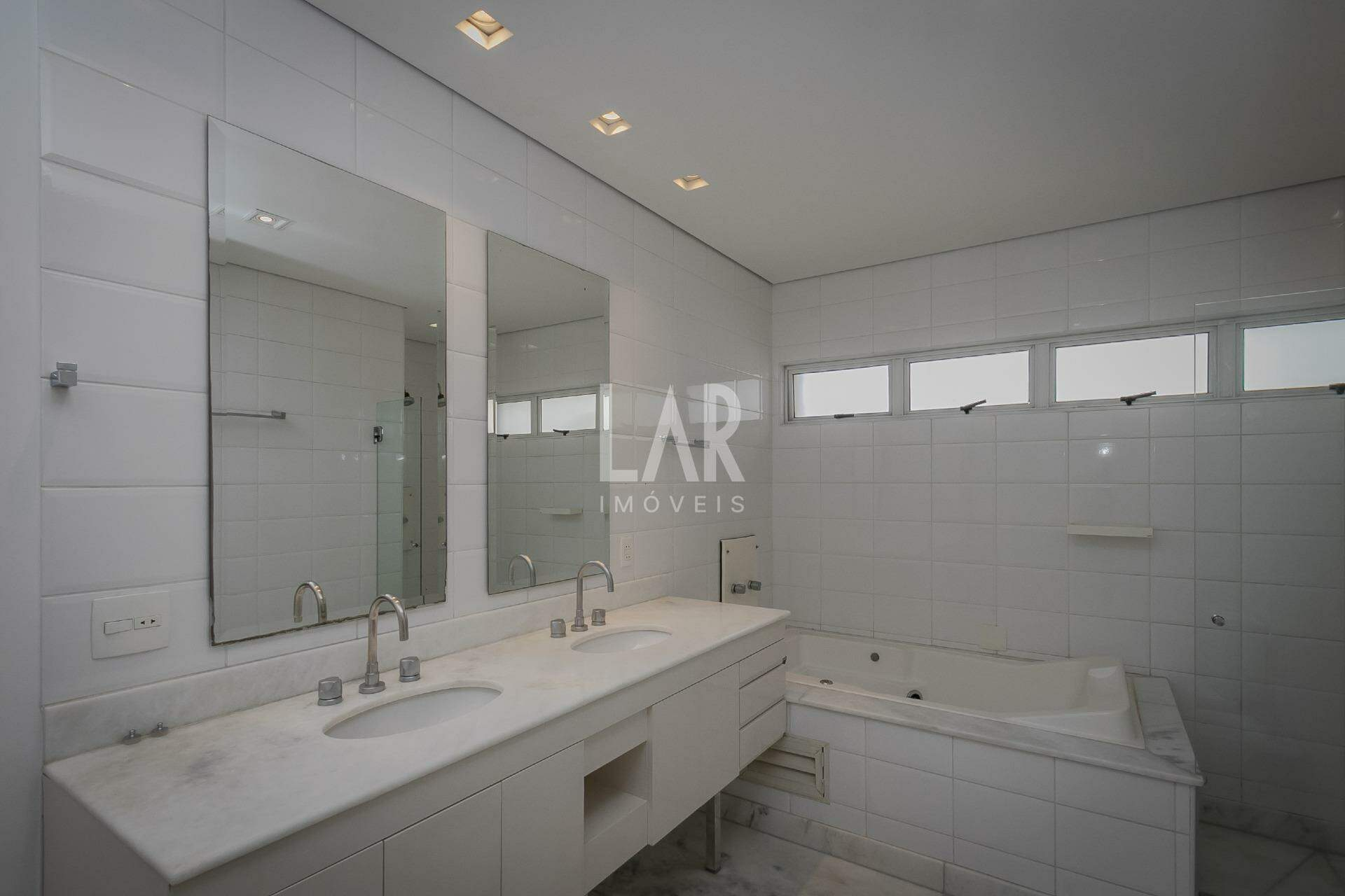 Apartamento de 1 quarto à venda, Lourdes, Belo Horizonte - MG
