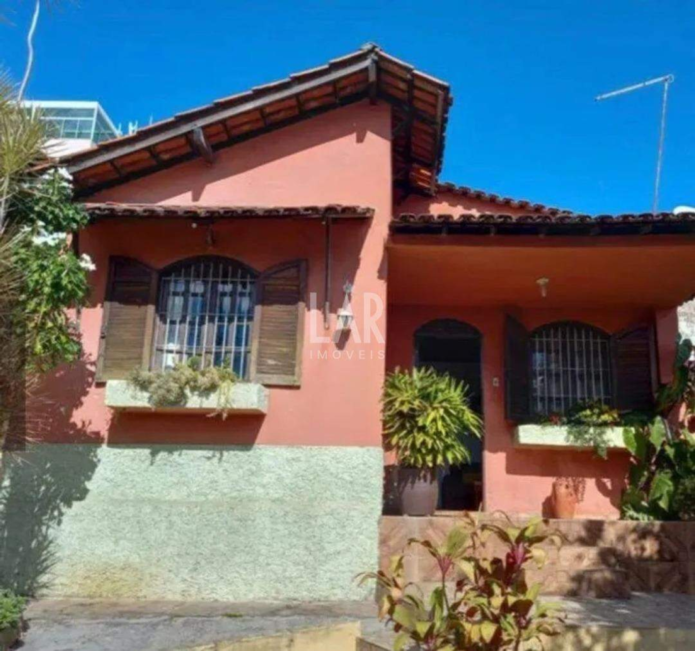 Casa de 3 quartos à venda, Nova Suíssa, Belo Horizonte - MG