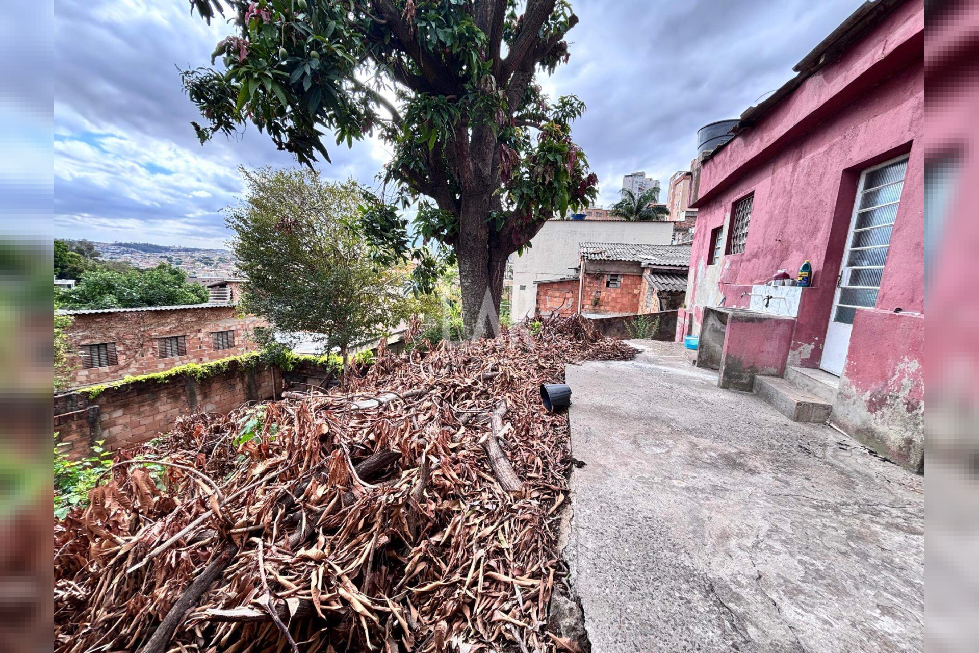 Casa de 6 quartos à venda, Salgado Filho, Belo Horizonte - MG