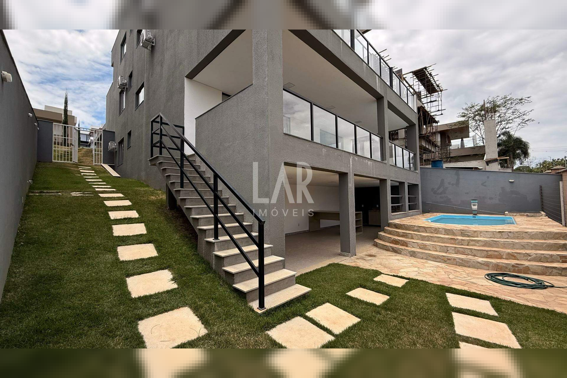 Casa de 4 quartos para alugar, Alphaville Vespasiano, Vespasiano - MG