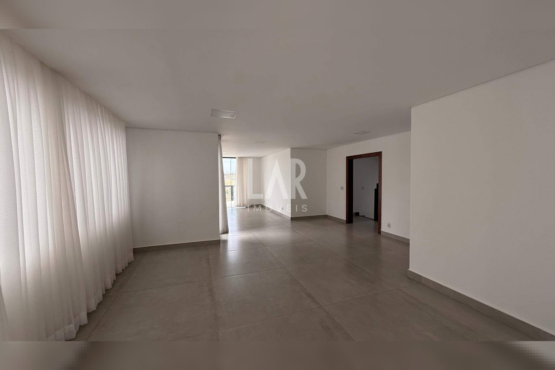 Casa de 4 quartos para alugar, Alphaville Vespasiano, Vespasiano - MG