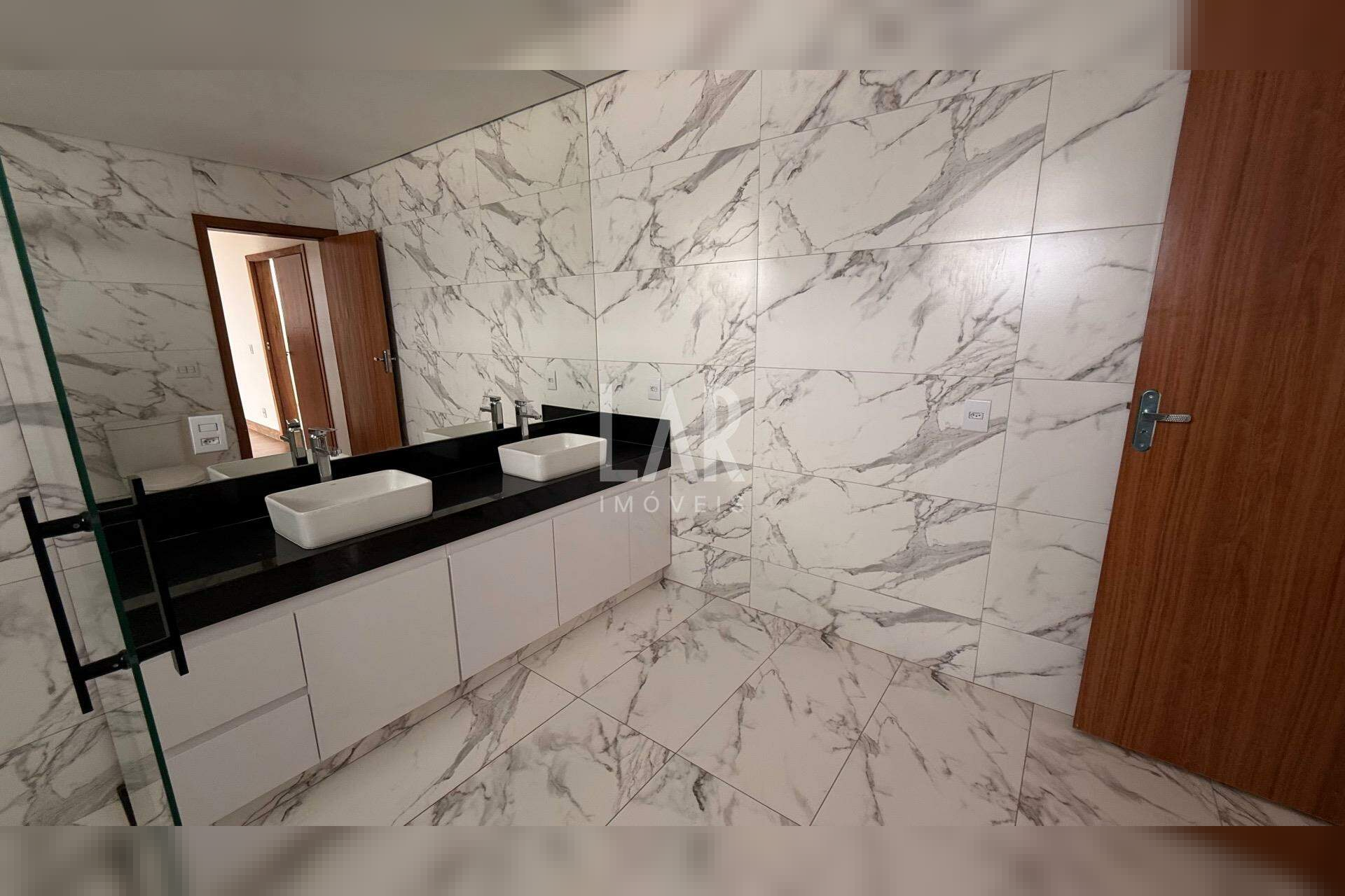 Casa de 4 quartos para alugar, Alphaville Vespasiano, Vespasiano - MG