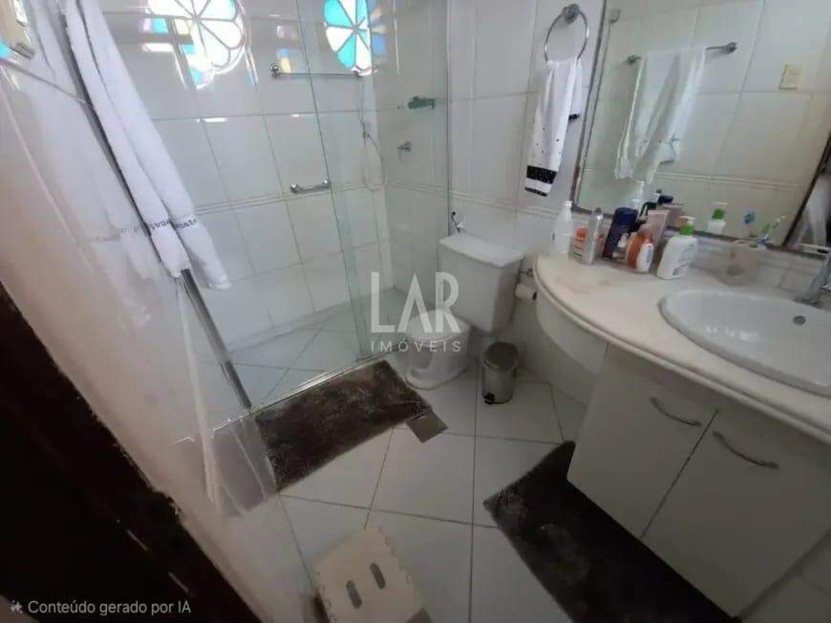 Casa de 3 quartos à venda, Sagrada Família, Belo Horizonte - MG